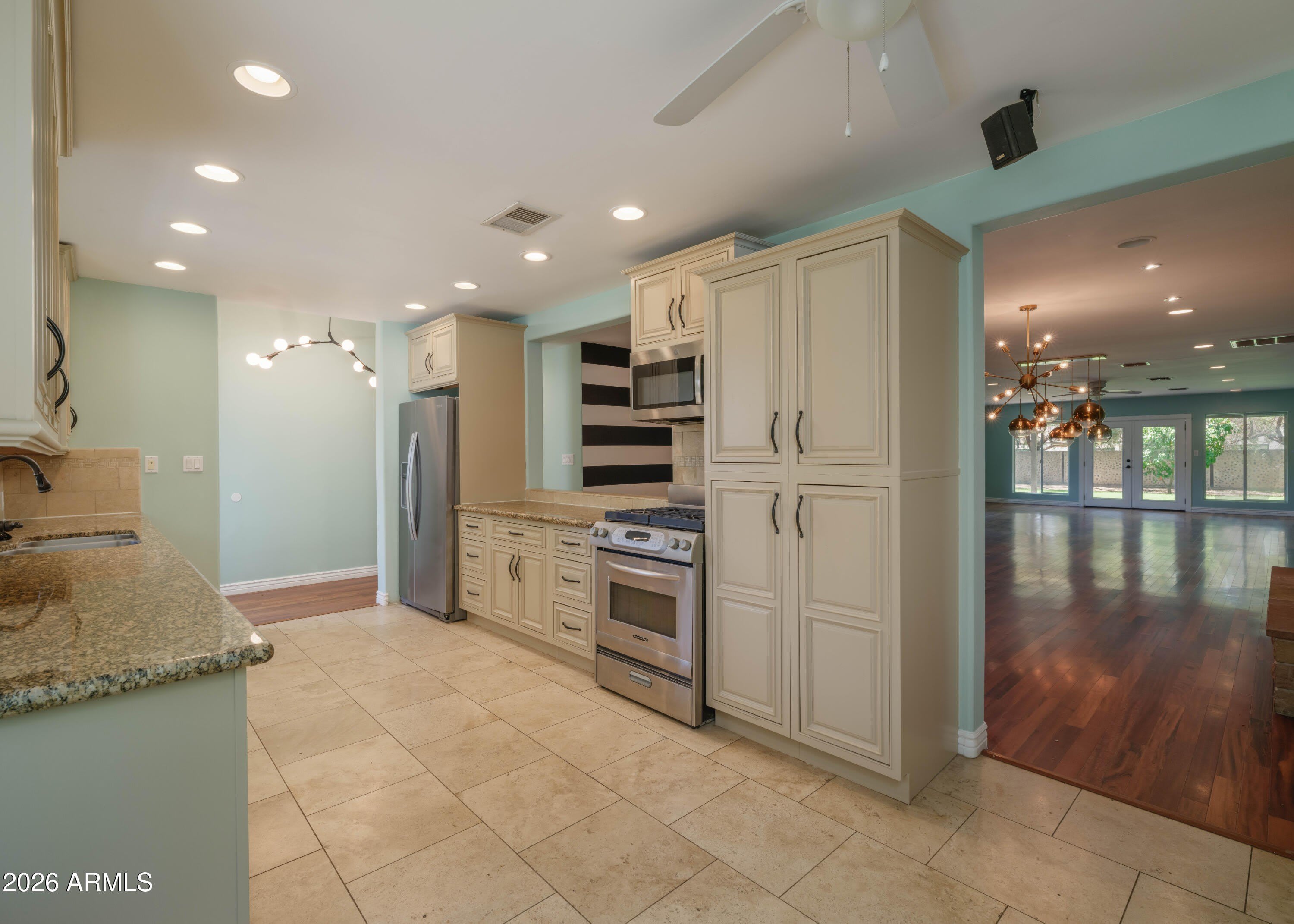 121 W ORCHID Lane – photo 4