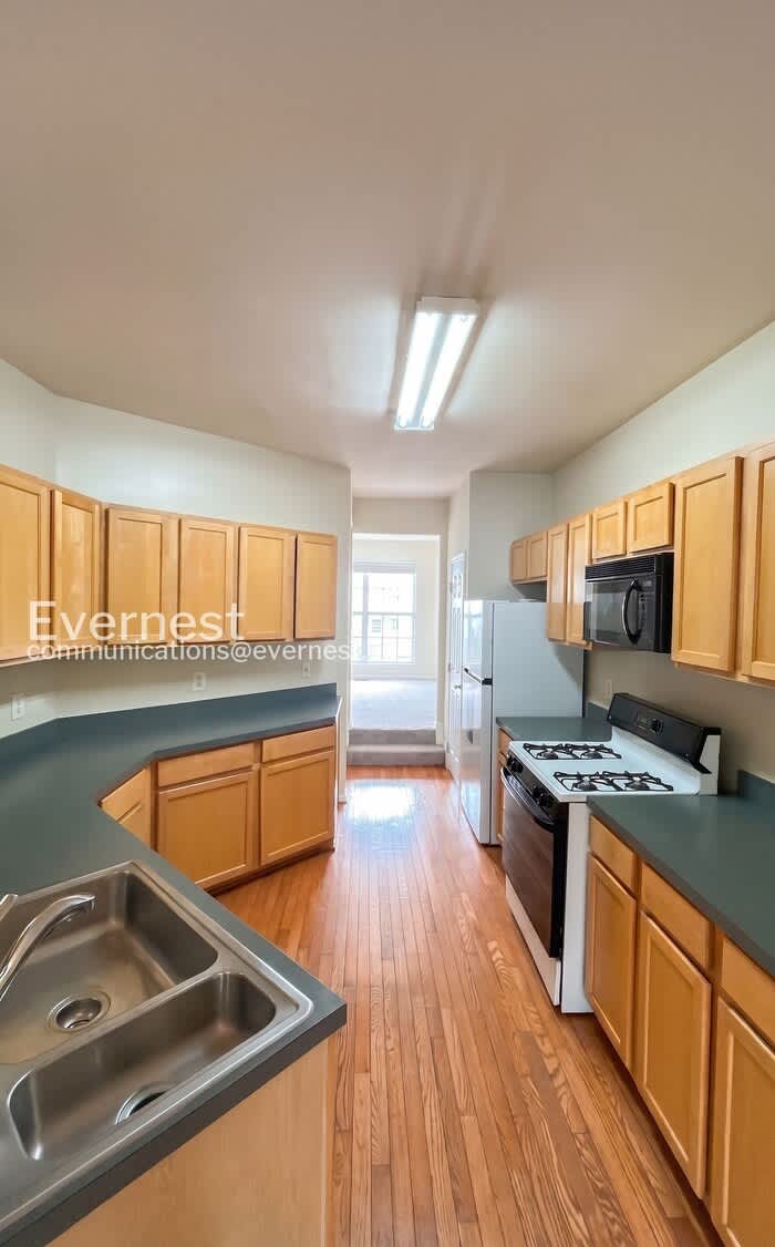13422 Burrough Farm Drive – photo 5