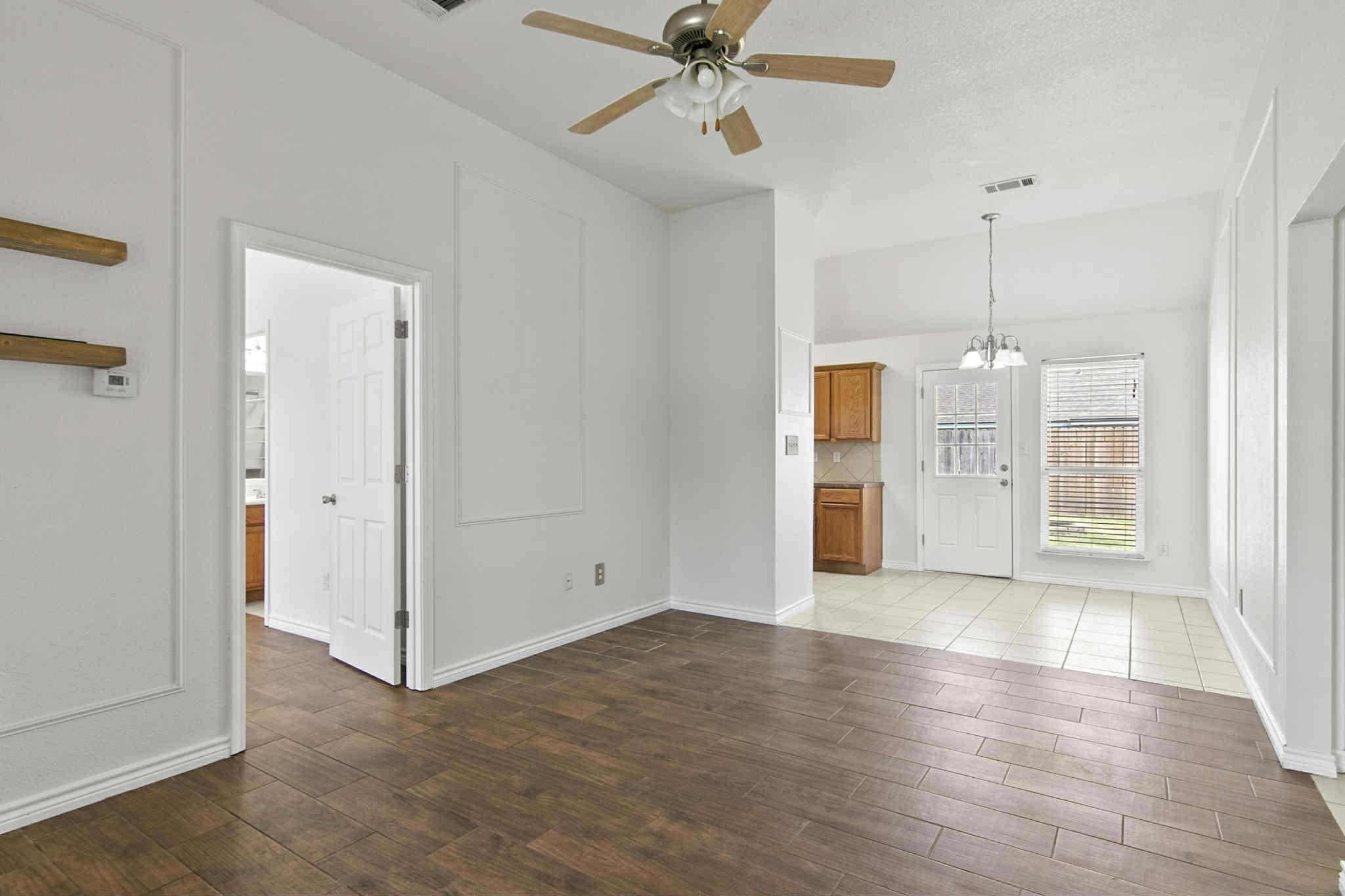 5775 Shadowbend Circle – photo 4