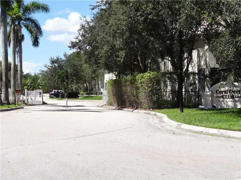 9934 Nw 56th Place – photo 4