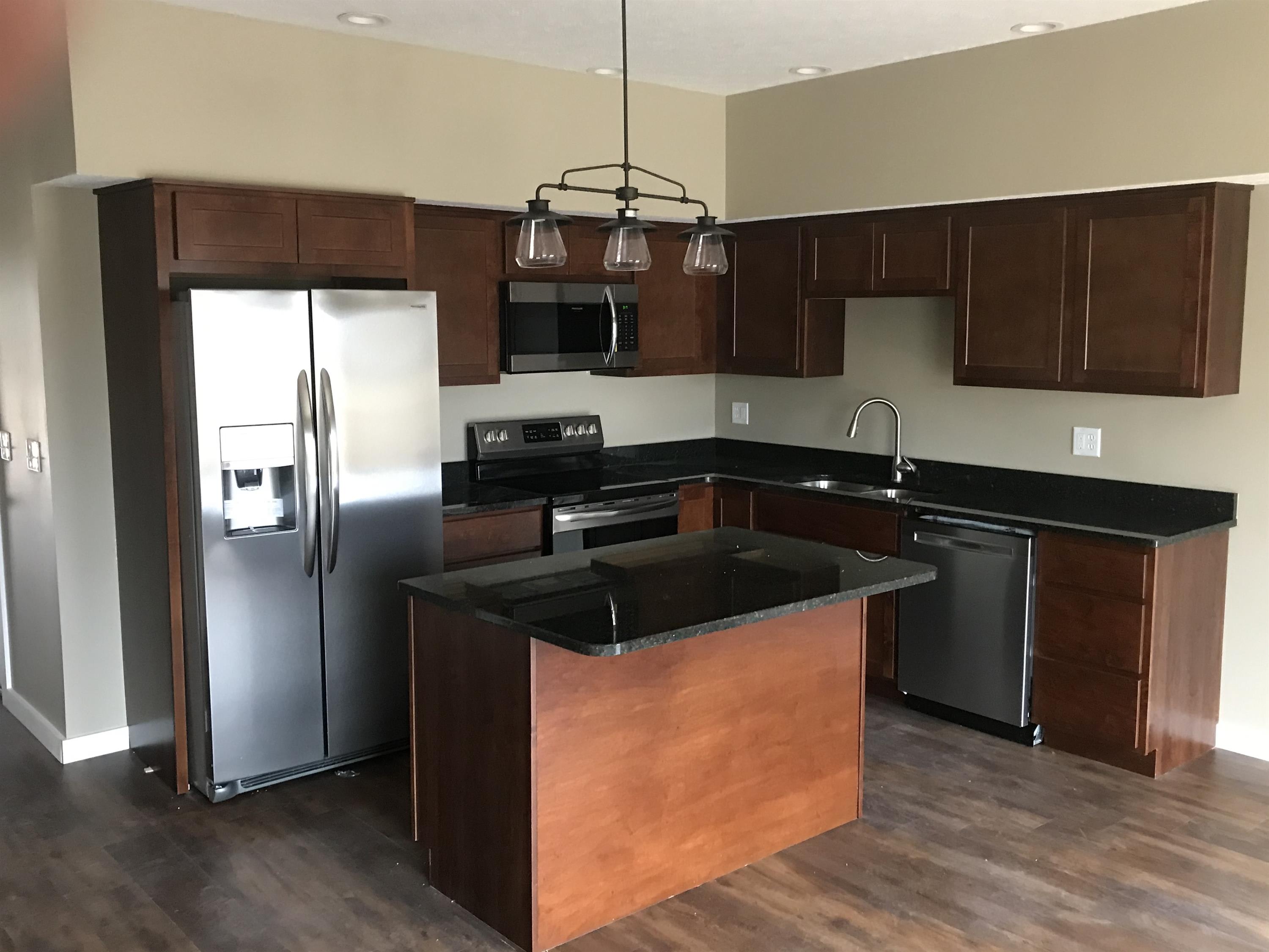 7 Honey Locust Lane – photo 4