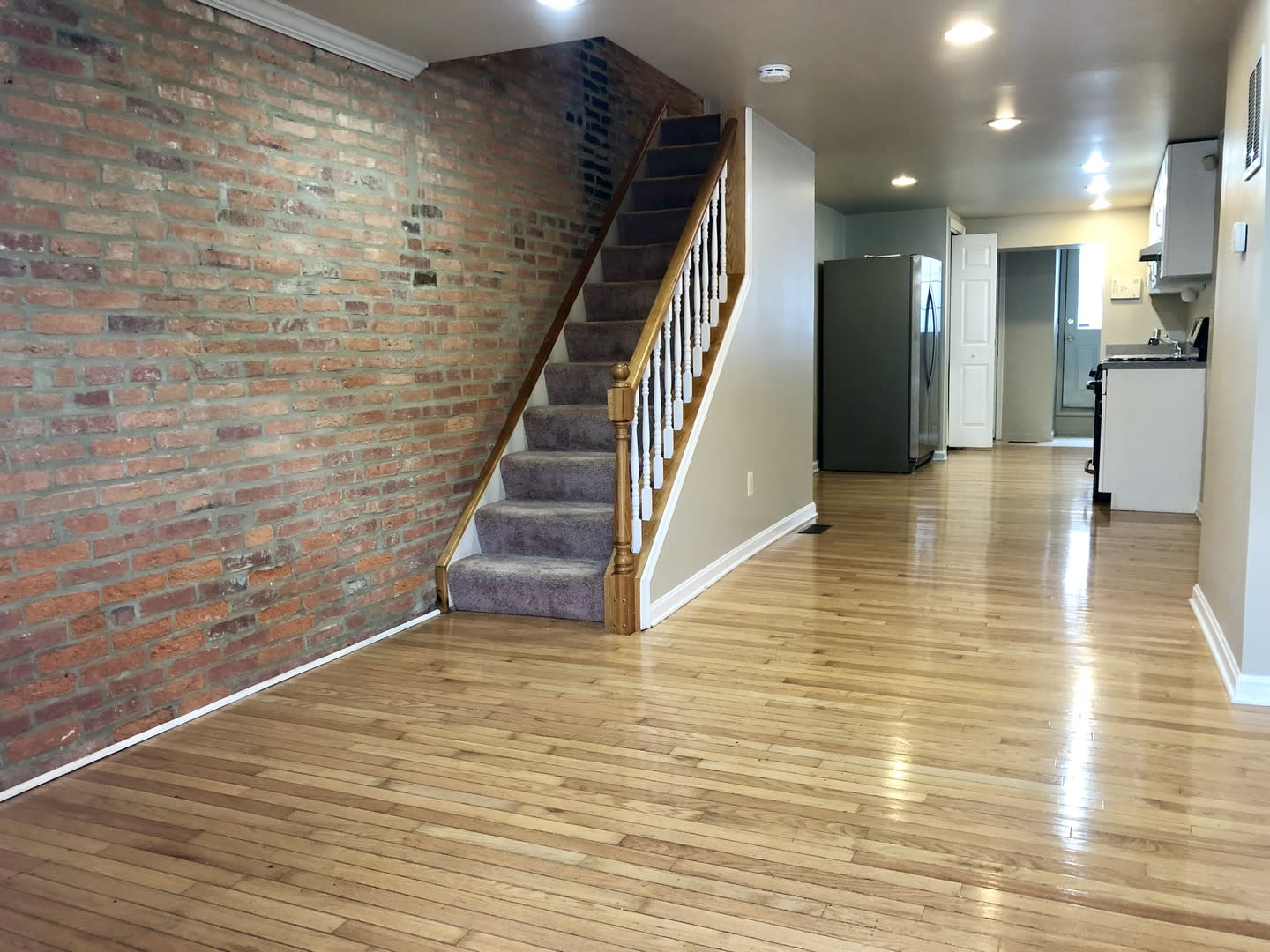 Charming 2Bd 1 5Ba Townhome In Canton Md – photo 4