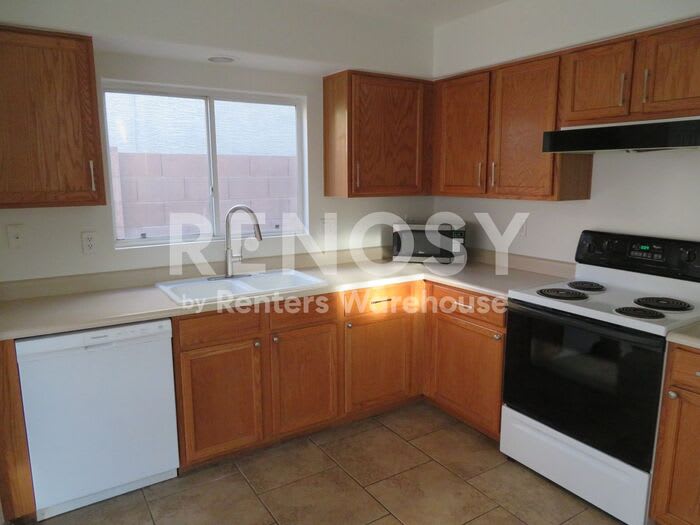 17606 North 17th Place – photo 3