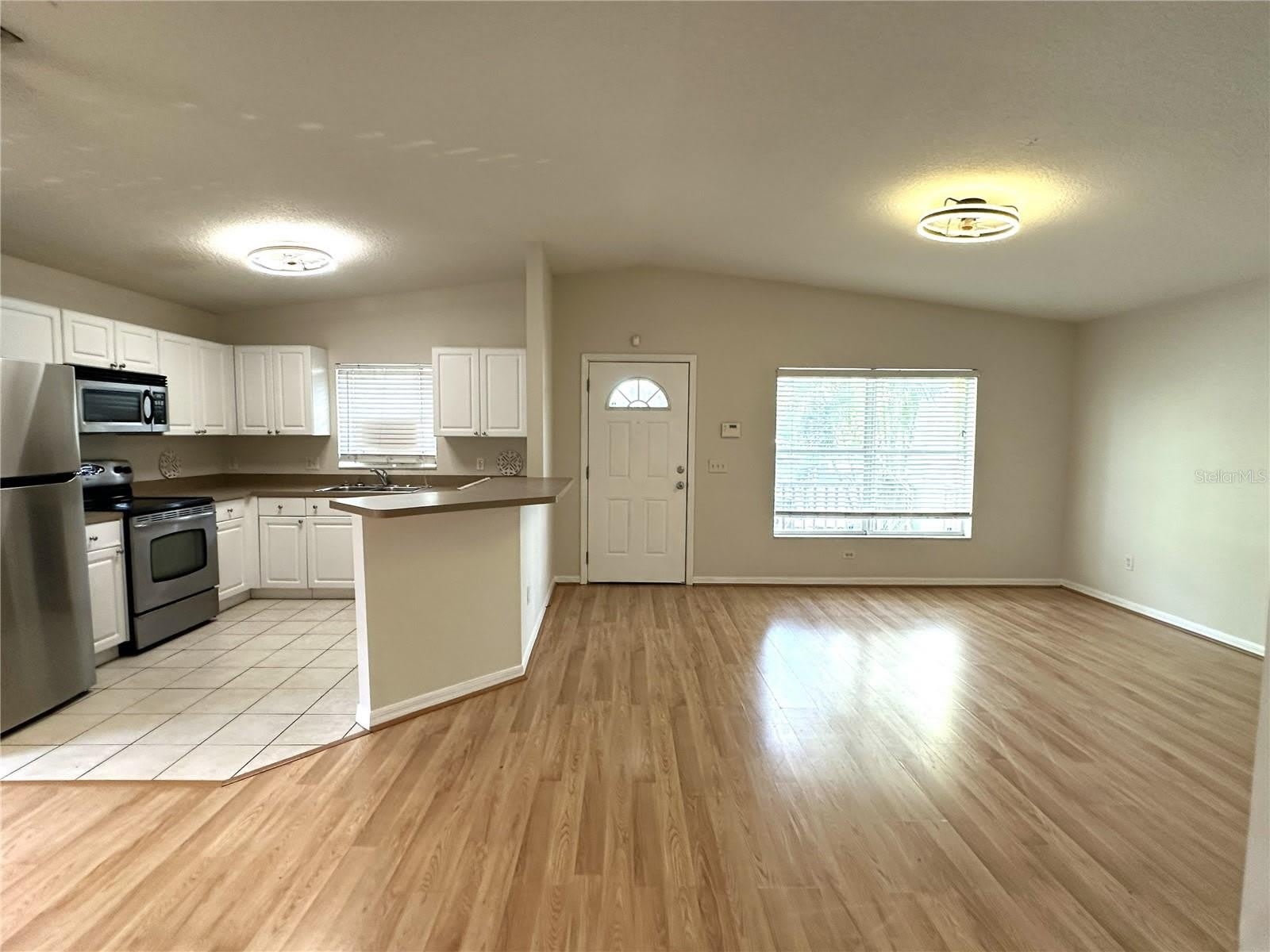1717 W NASSAU Street – photo 3