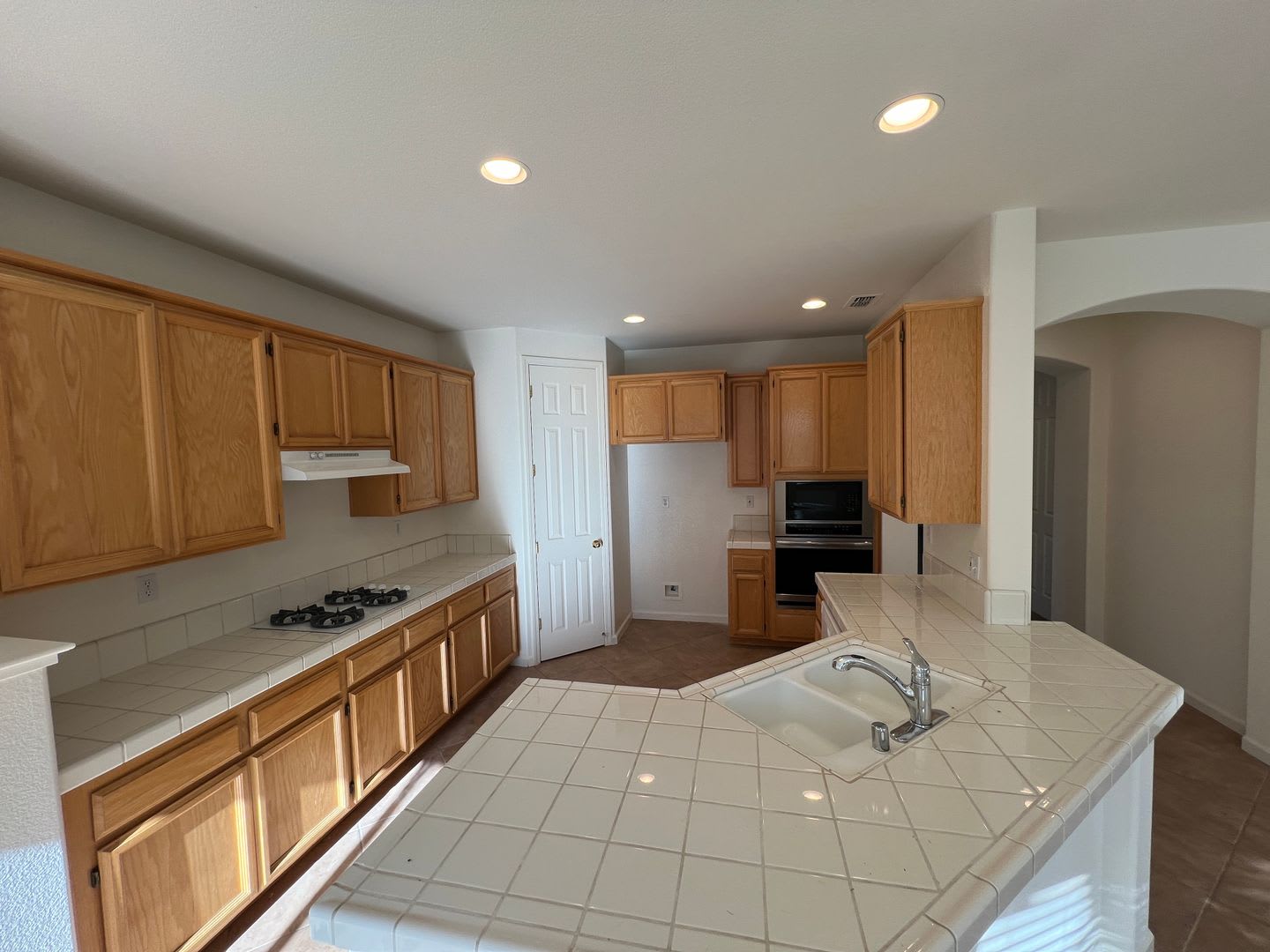 Beautiful Home In Cameron Park With Pool And Greenbelt Views – photo 5