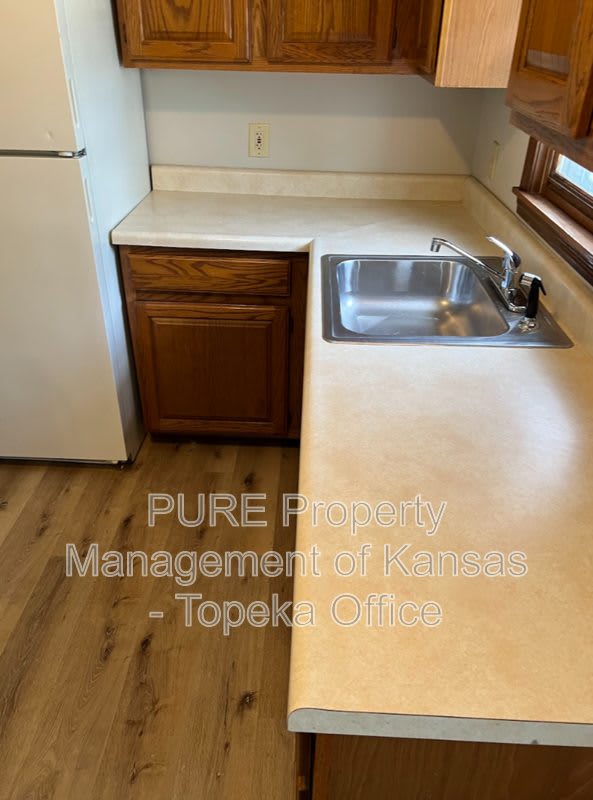 641 Sw Oakley – photo 5