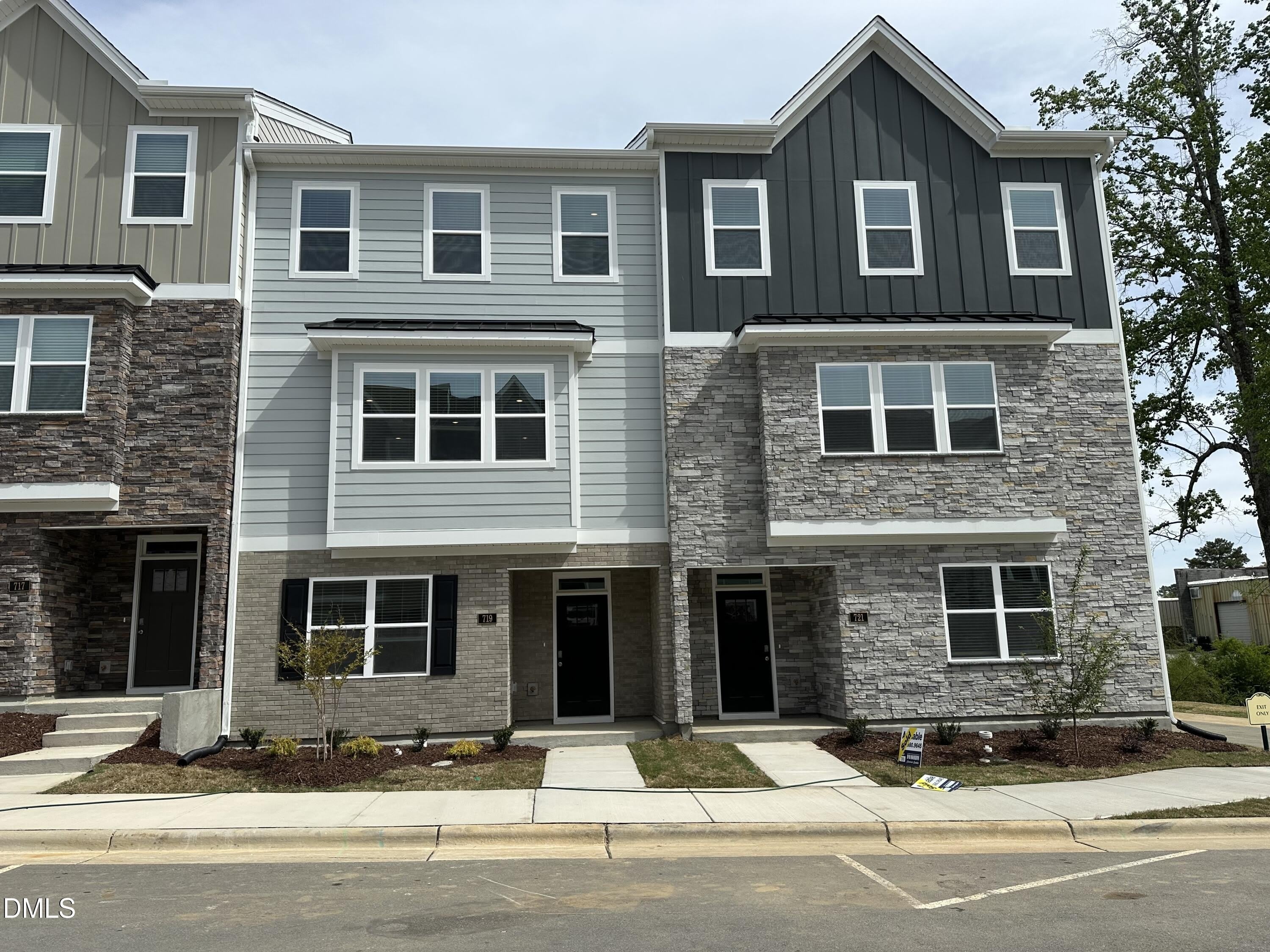 701 Grafton Forest Lane – photo 1