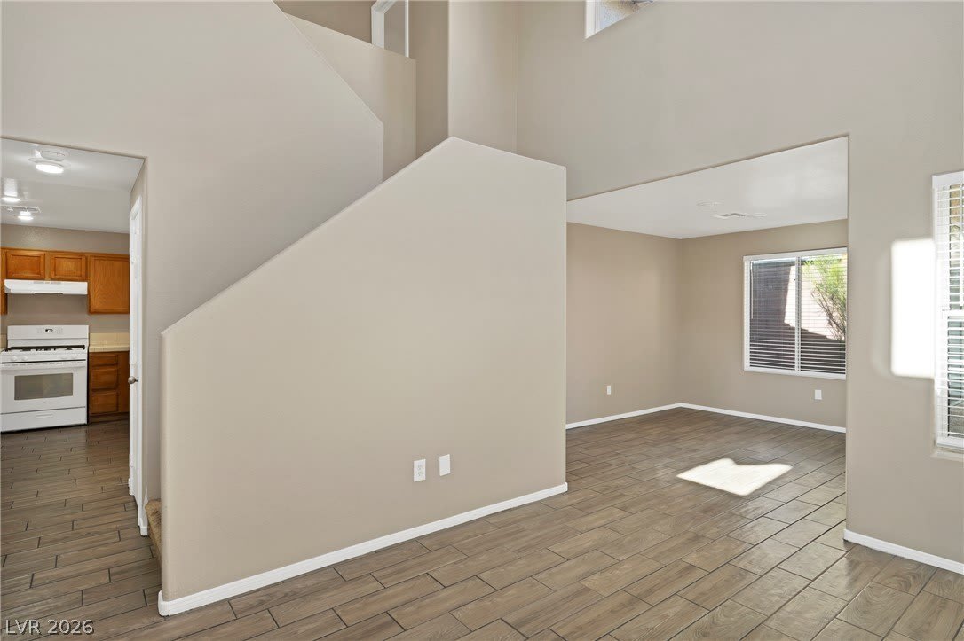 7429 Granada Willows Street – photo 5