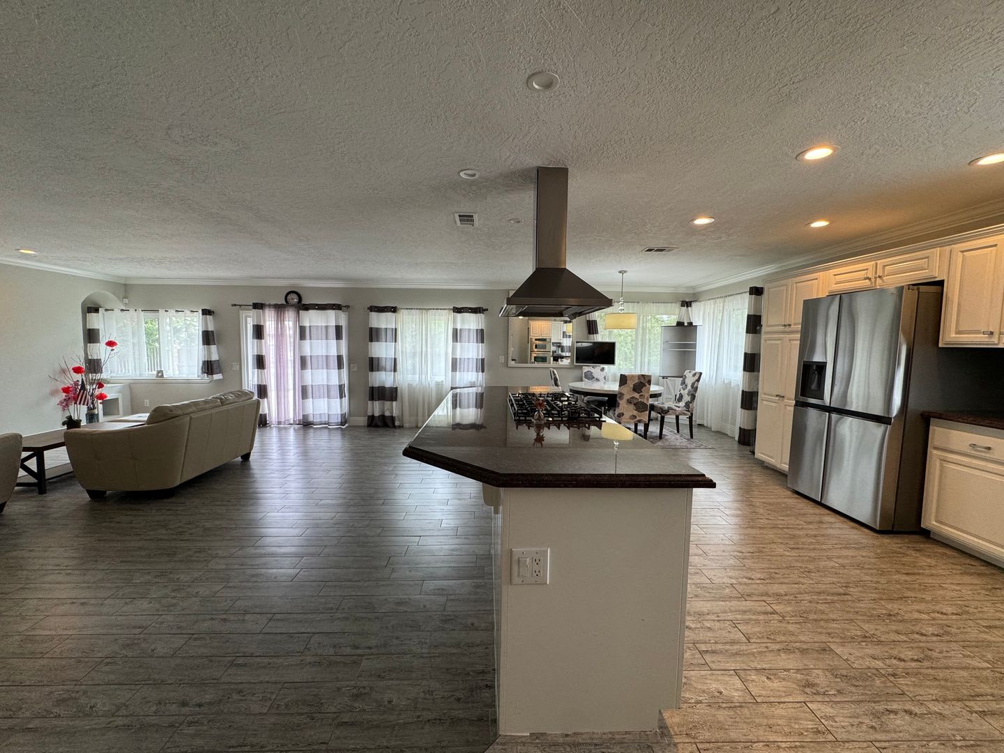 Spring Valley Lake Waterfront Retreat – photo 3