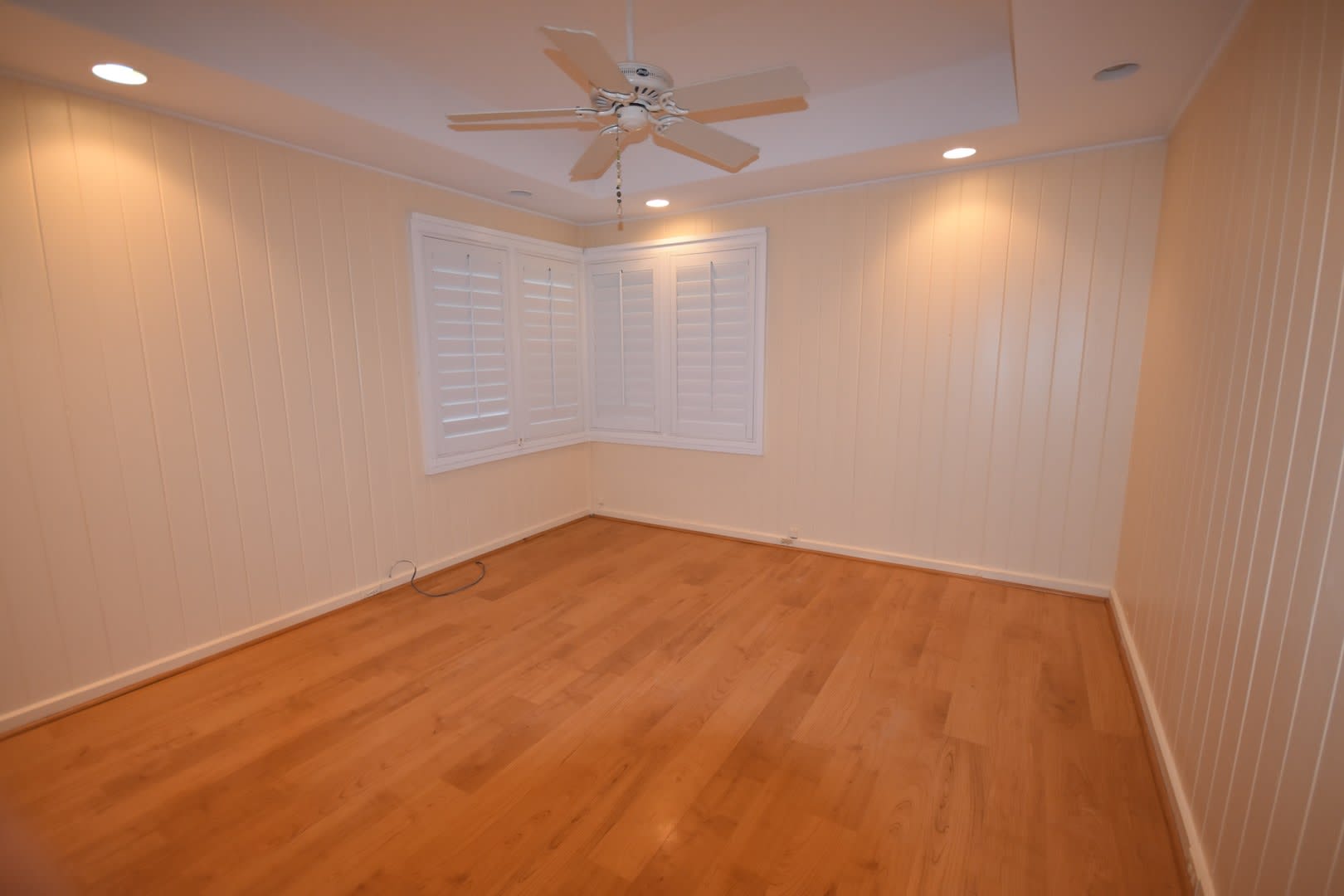 Newly Remolded Charming 2Bd 1Ba House In Enchanted Lakes – photo 4