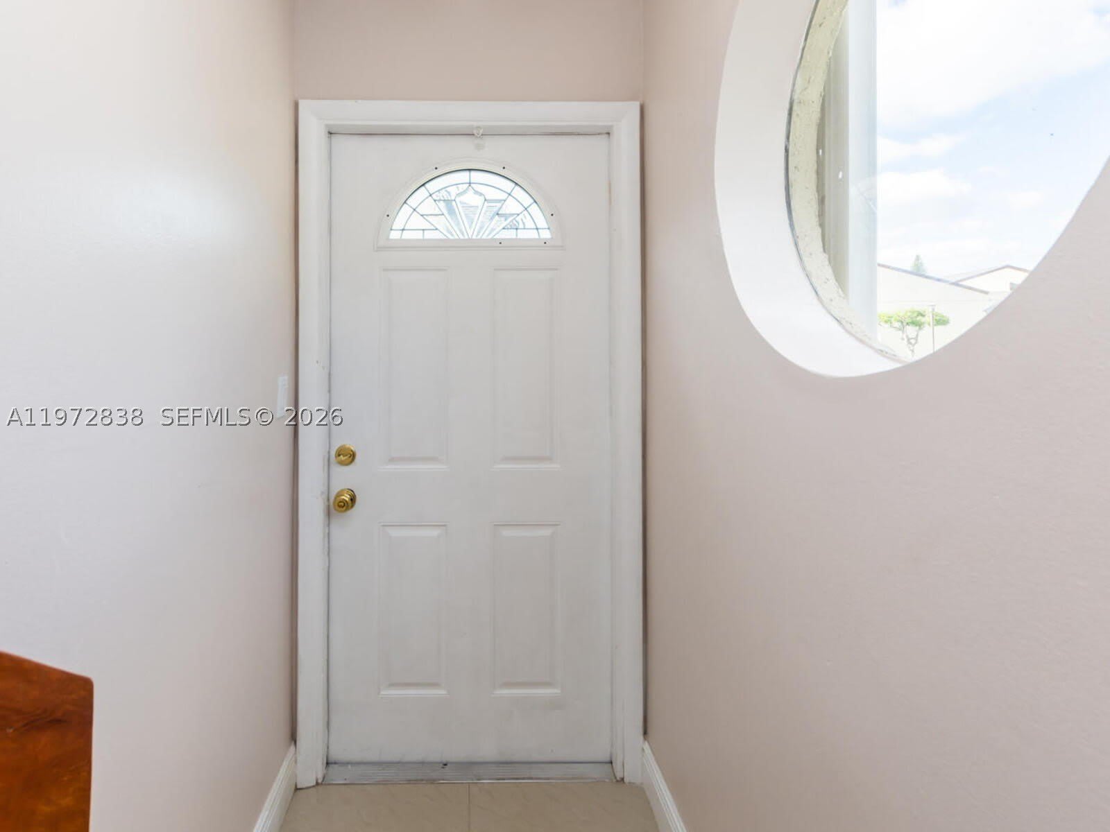 11202 Taft St – photo 2
