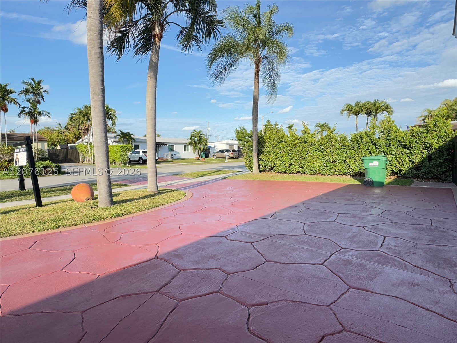 10330 SW 35th Ter – photo 4