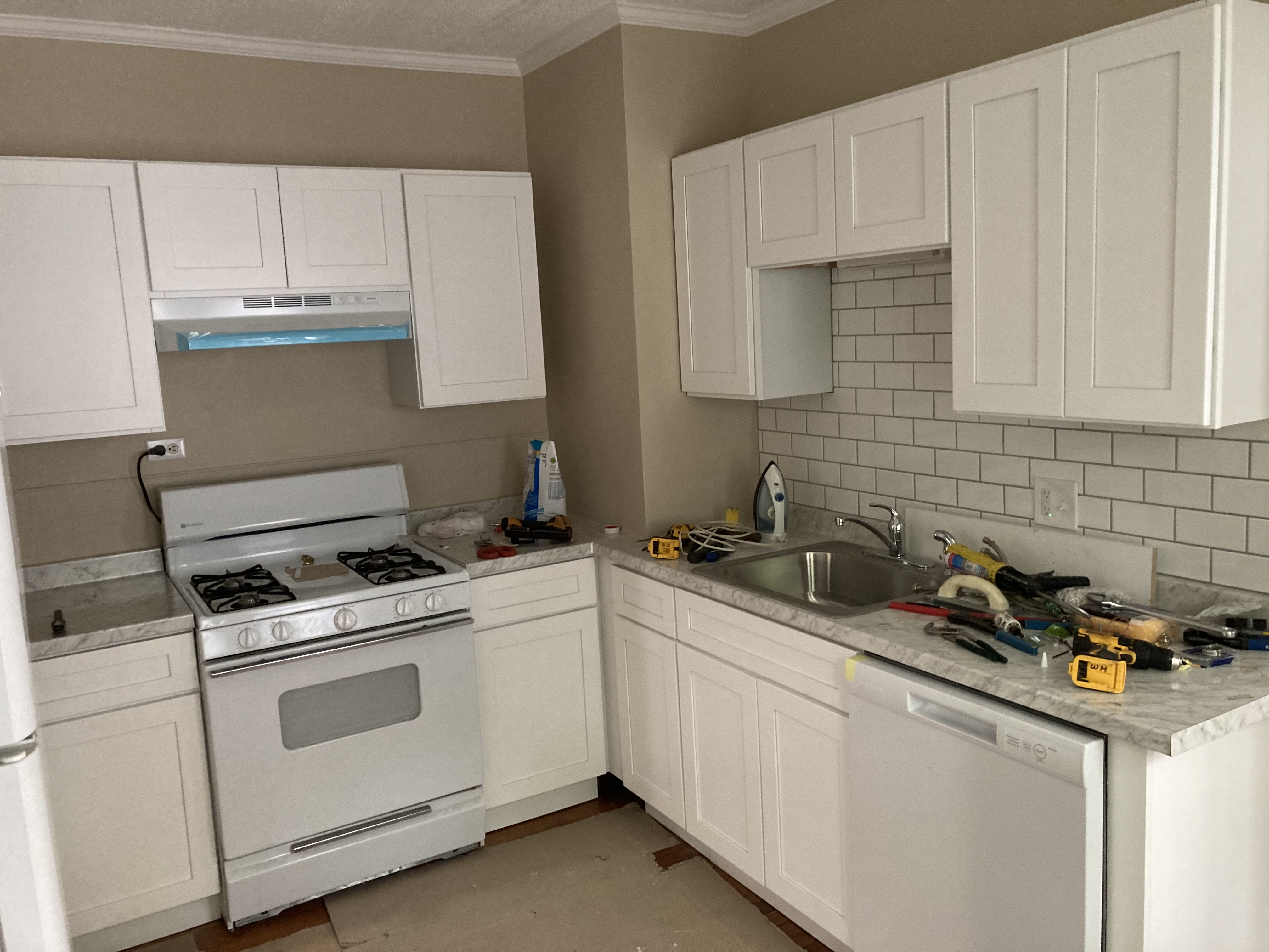735 Allen St – photo 2