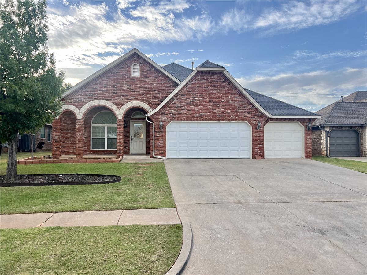 1604 Dorothy Drive – photo 1