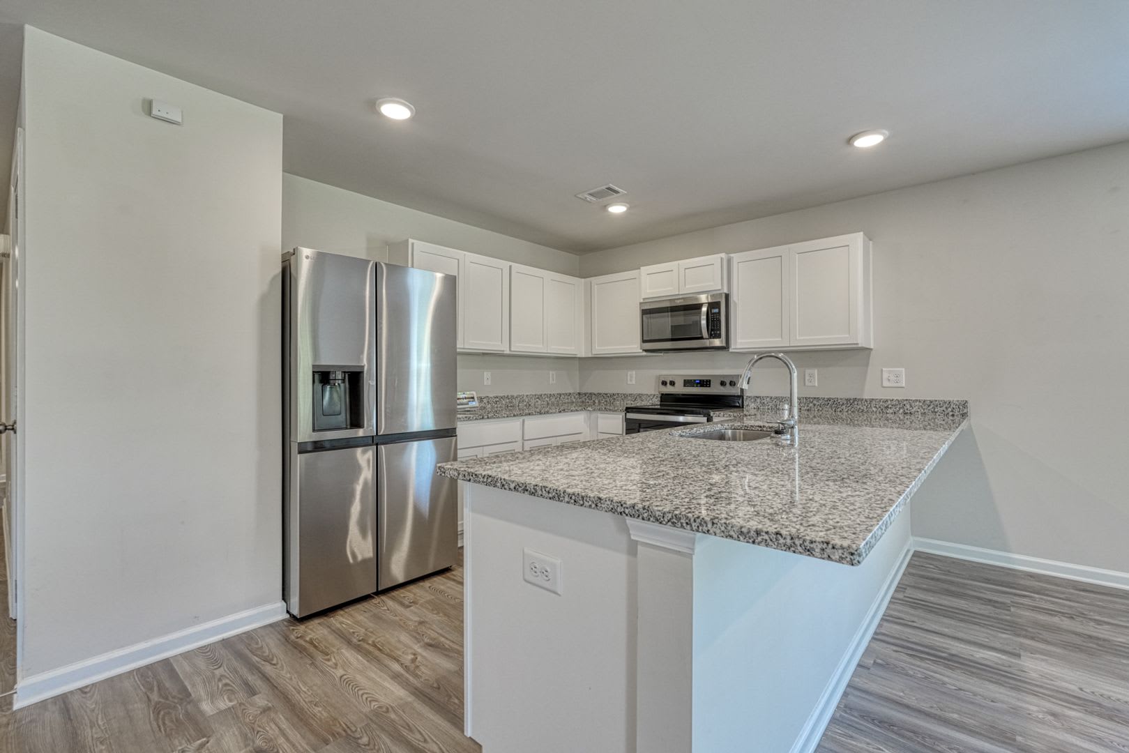220 Ingleby Road Available Now – photo 2