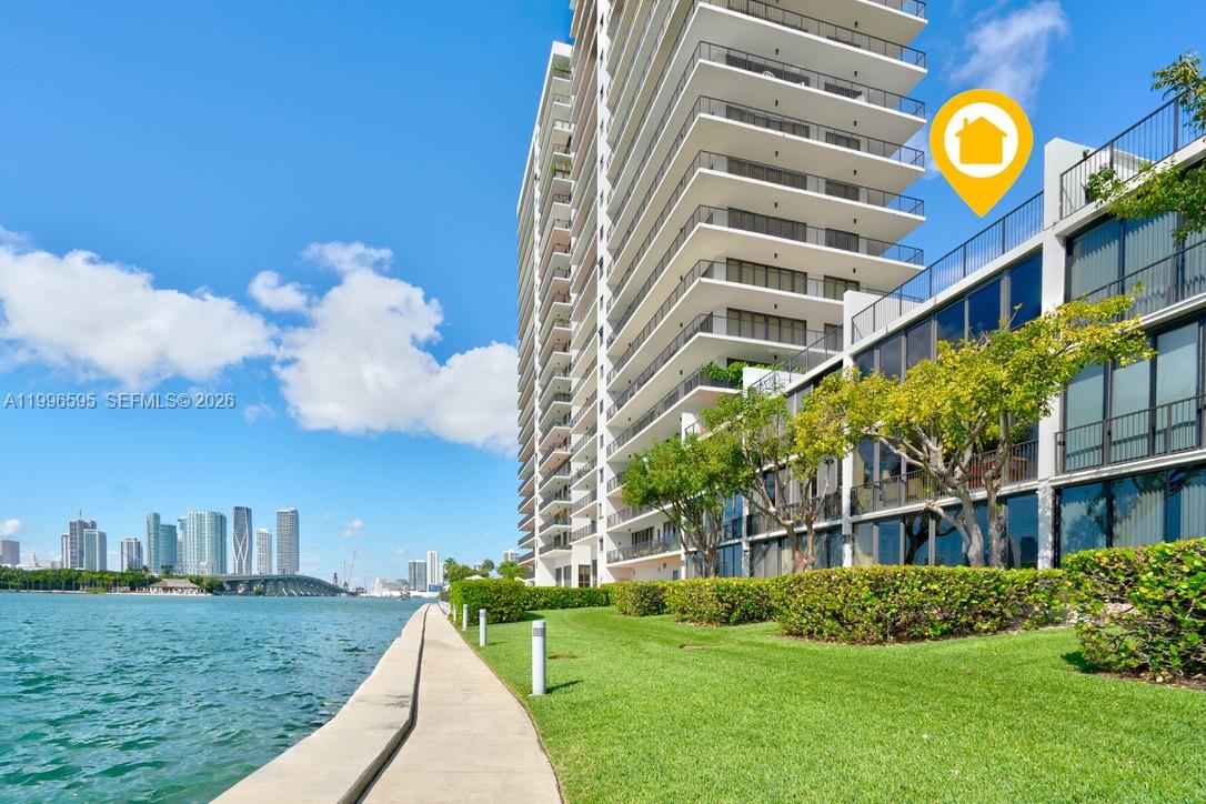 1000 Venetian Way – photo 4