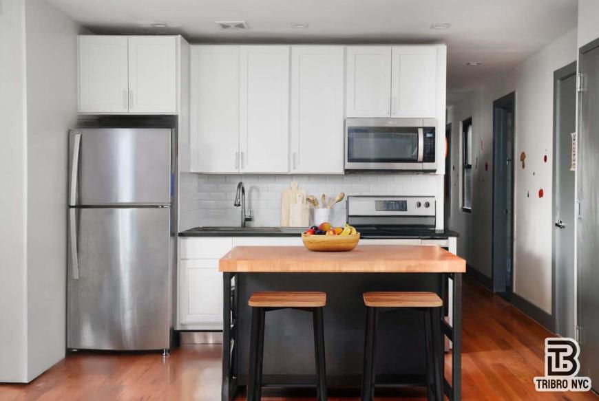 143 Greene Avenue – photo 2
