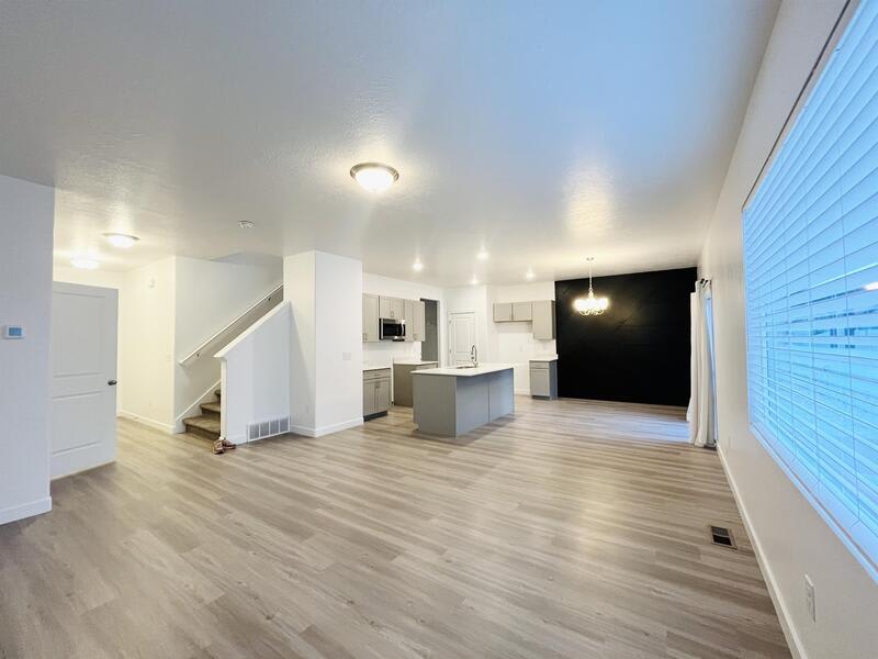 14842 S Messi St – photo 3