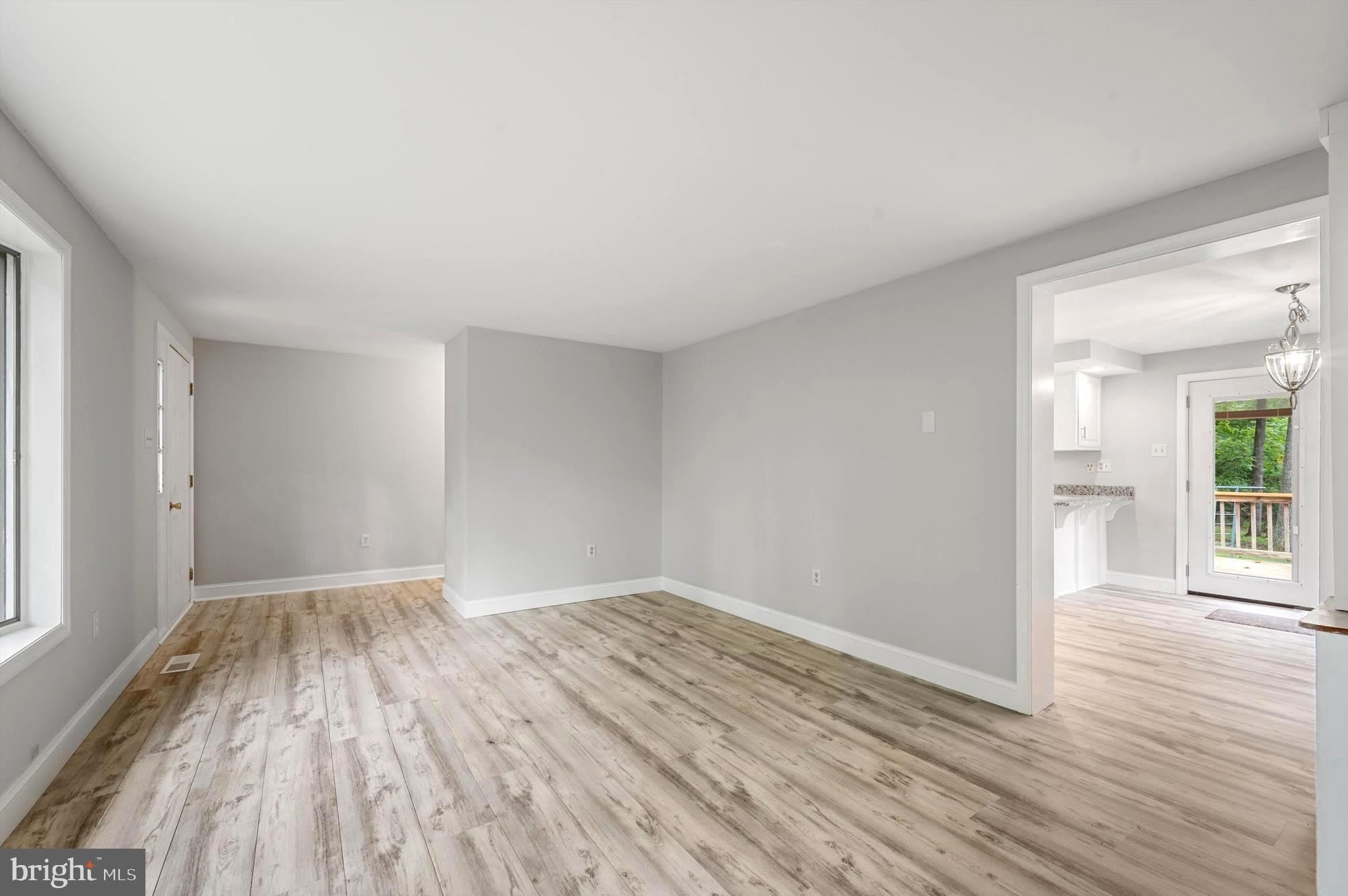 813 LEEDS MANOR Lane – photo 5