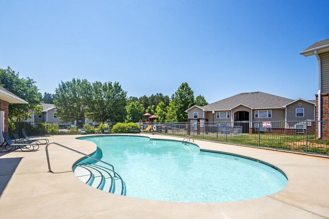 Laurel Pointe – photo 3