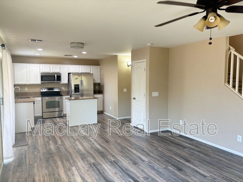 7265 W Glenn Dr – photo 5