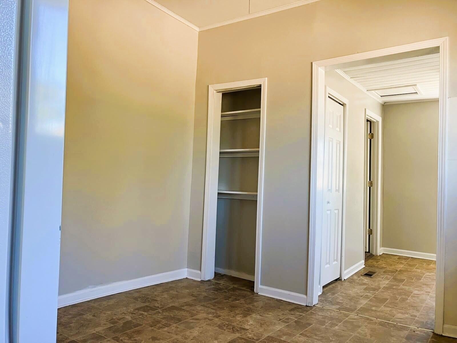 1032 12Th Avenue – photo 4