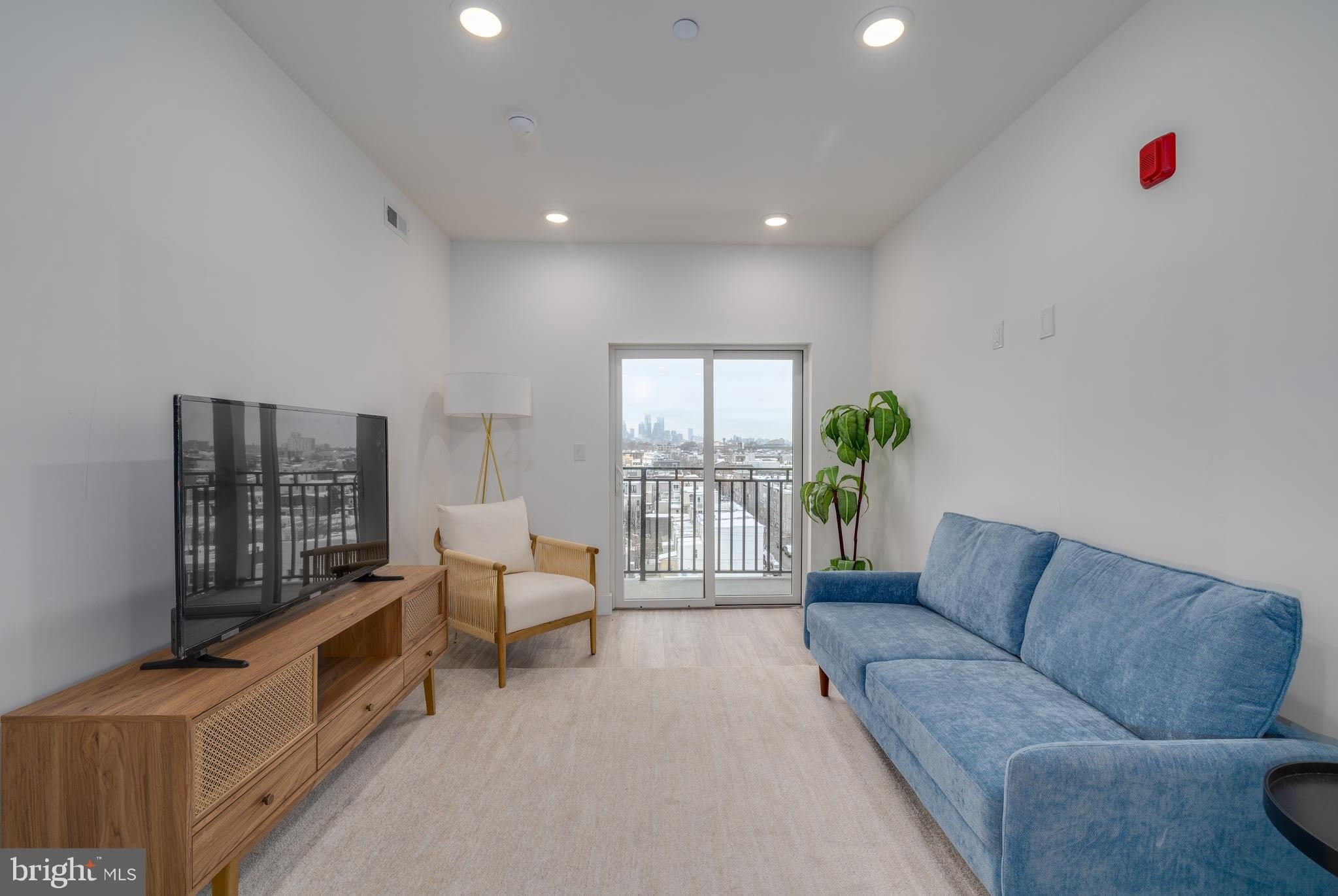 2400-12 East Huntingdon Street – photo 2