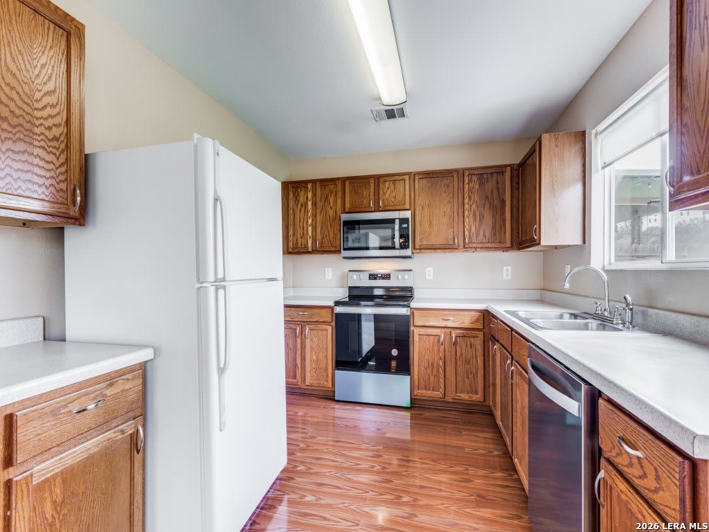 8006 Misty Bluff – photo 5