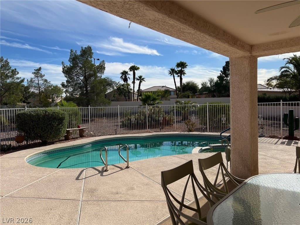 2404 Floyd Court – photo 3