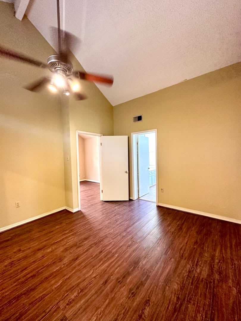 3BR 2BA LSU Area – photo 2