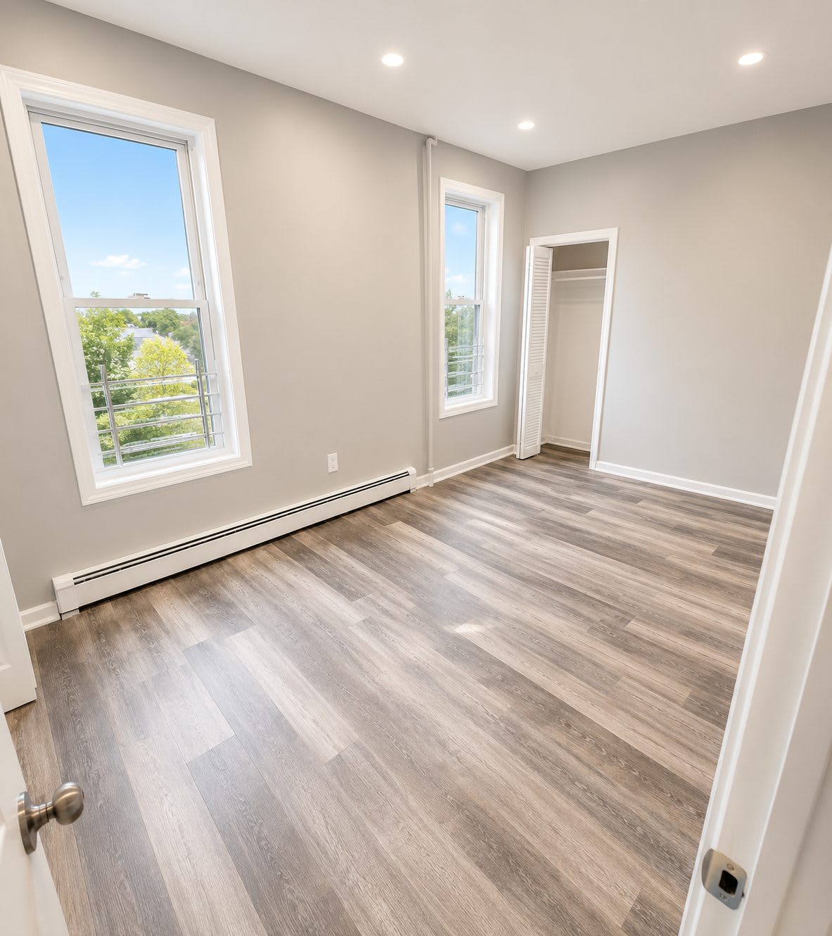 367 Morris Avenue – photo 3