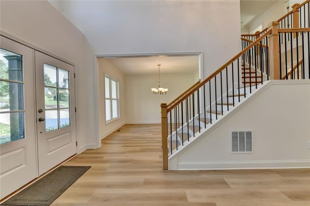 9135 Fox Trail Lane – photo 4