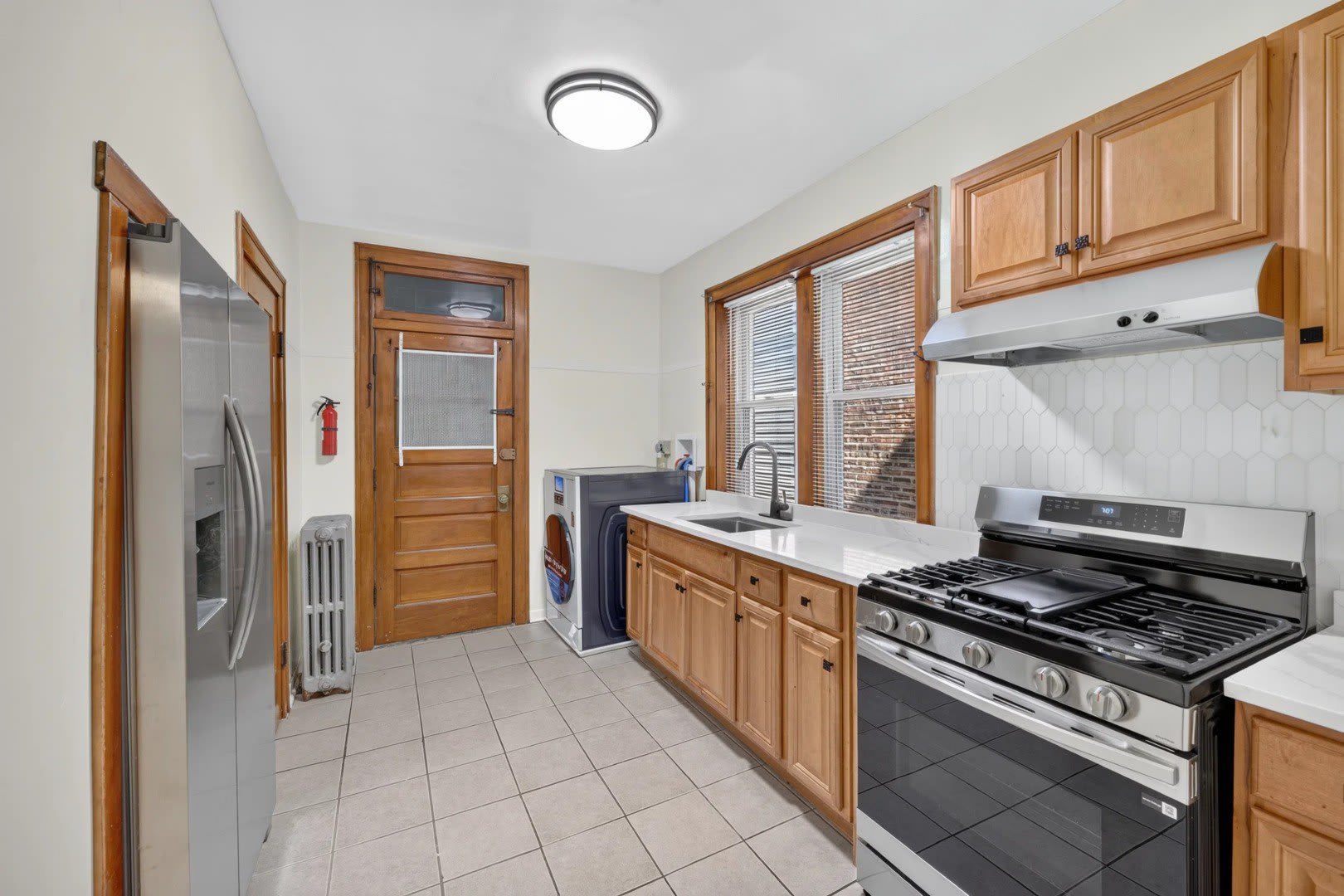 7324 S Maplewood Avenue – photo 3