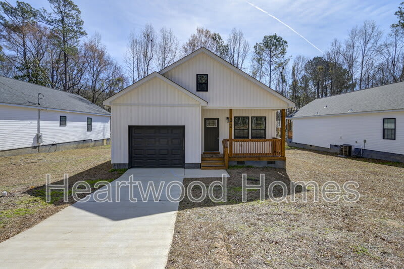 32 Roberson St – photo 4