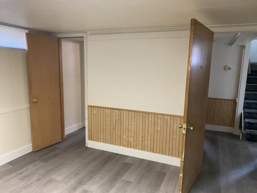 826 Avenue C – photo 2