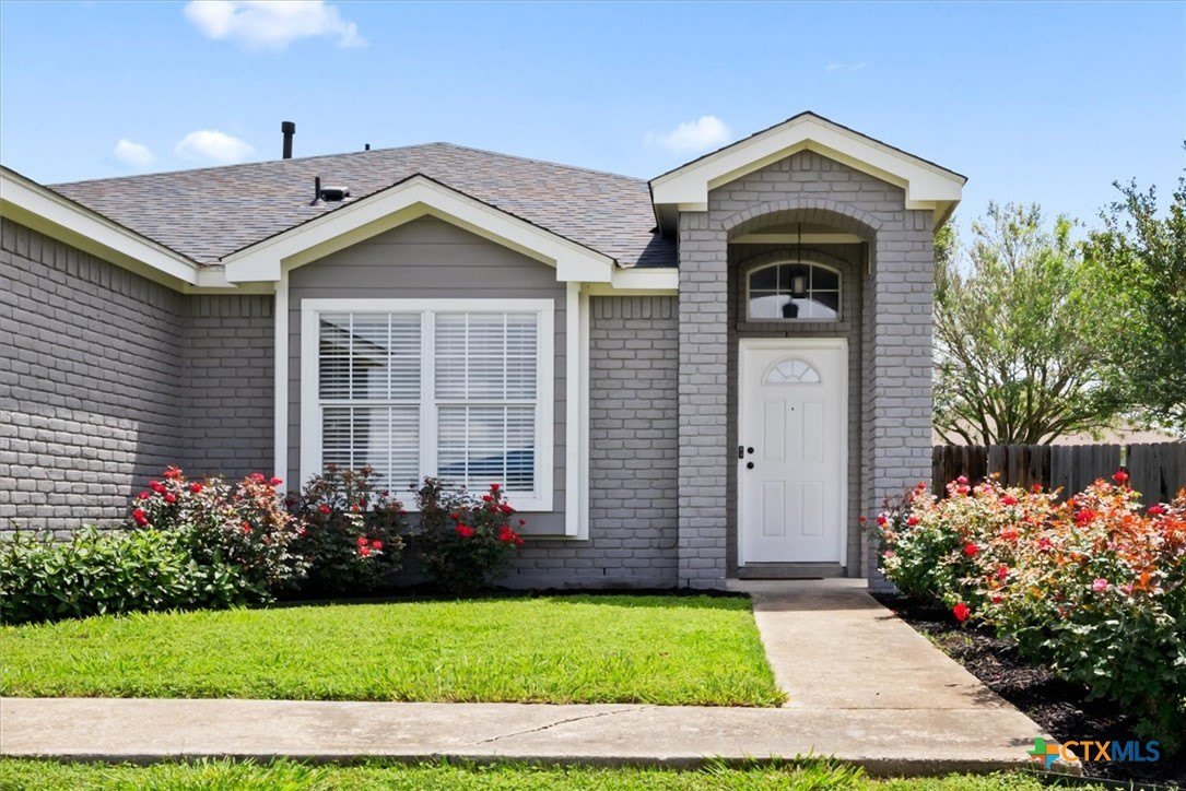 403 Thunderstorm Avenue – photo 2