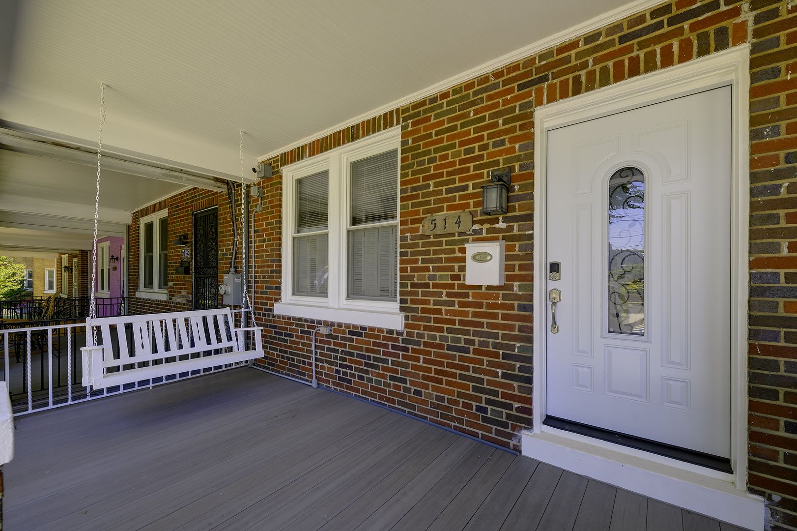 Charming & Renovated Petworth Rowhouse with Parking – photo 5