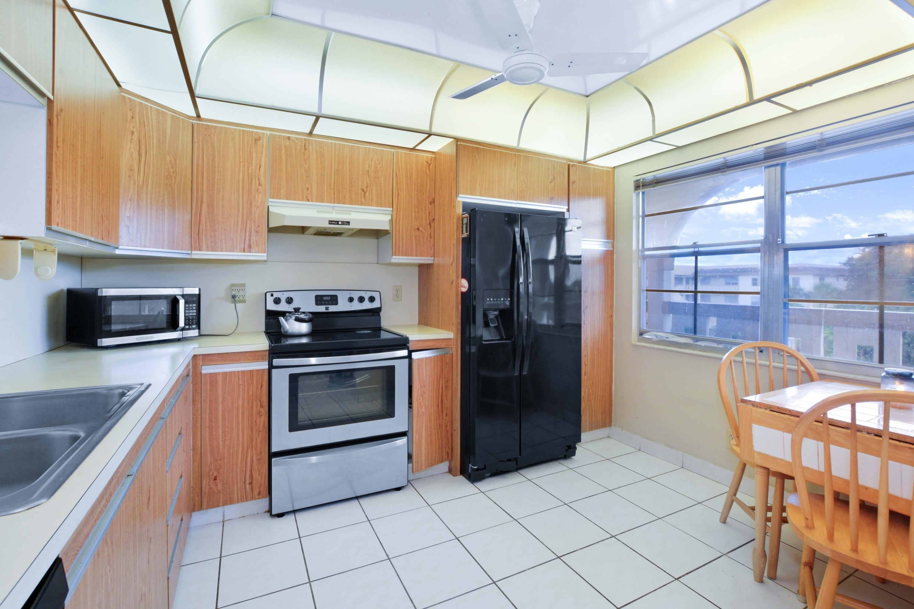 2101 Lucaya Bend – photo 3