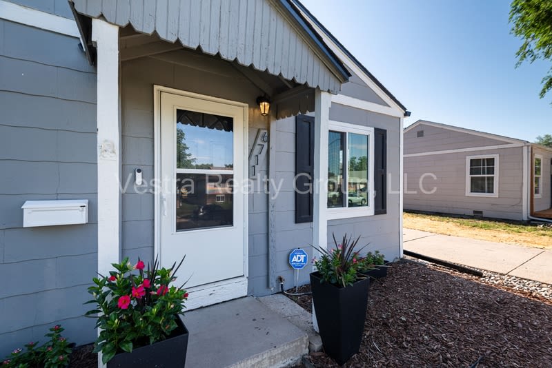 1176 Xenia Street – photo 3
