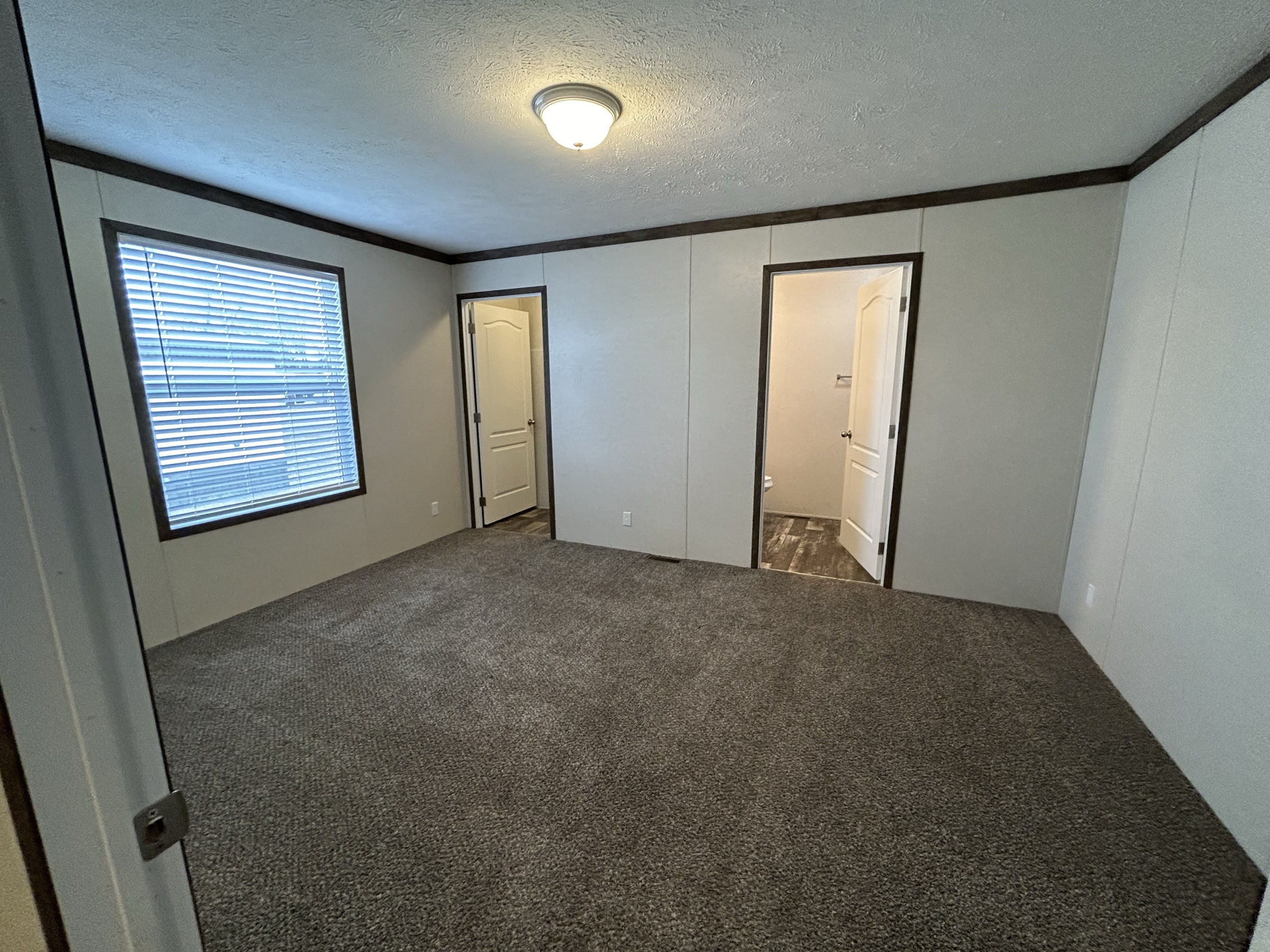 667 Oregon – photo 4