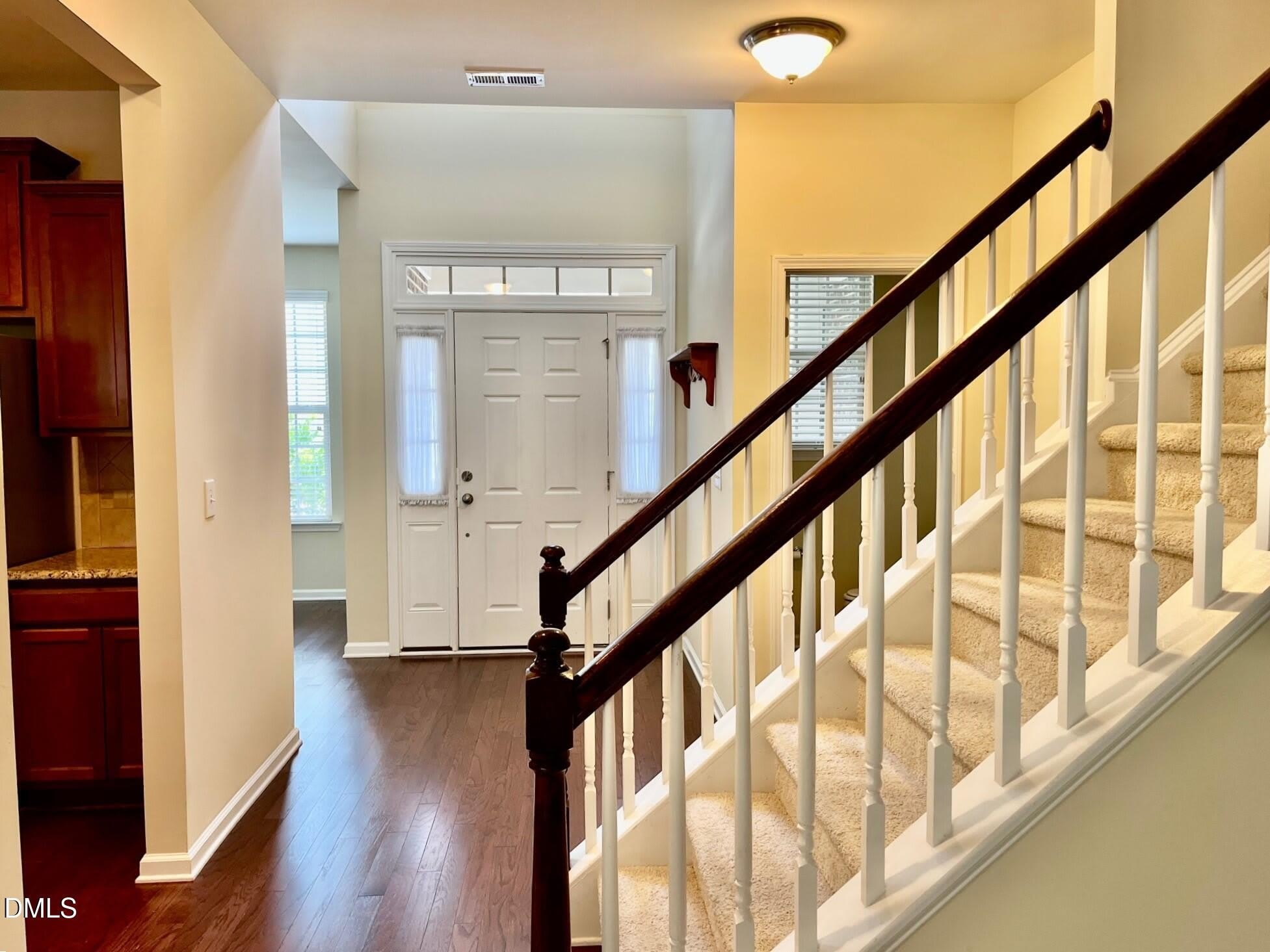 525 Sandy Whispers Place – photo 3