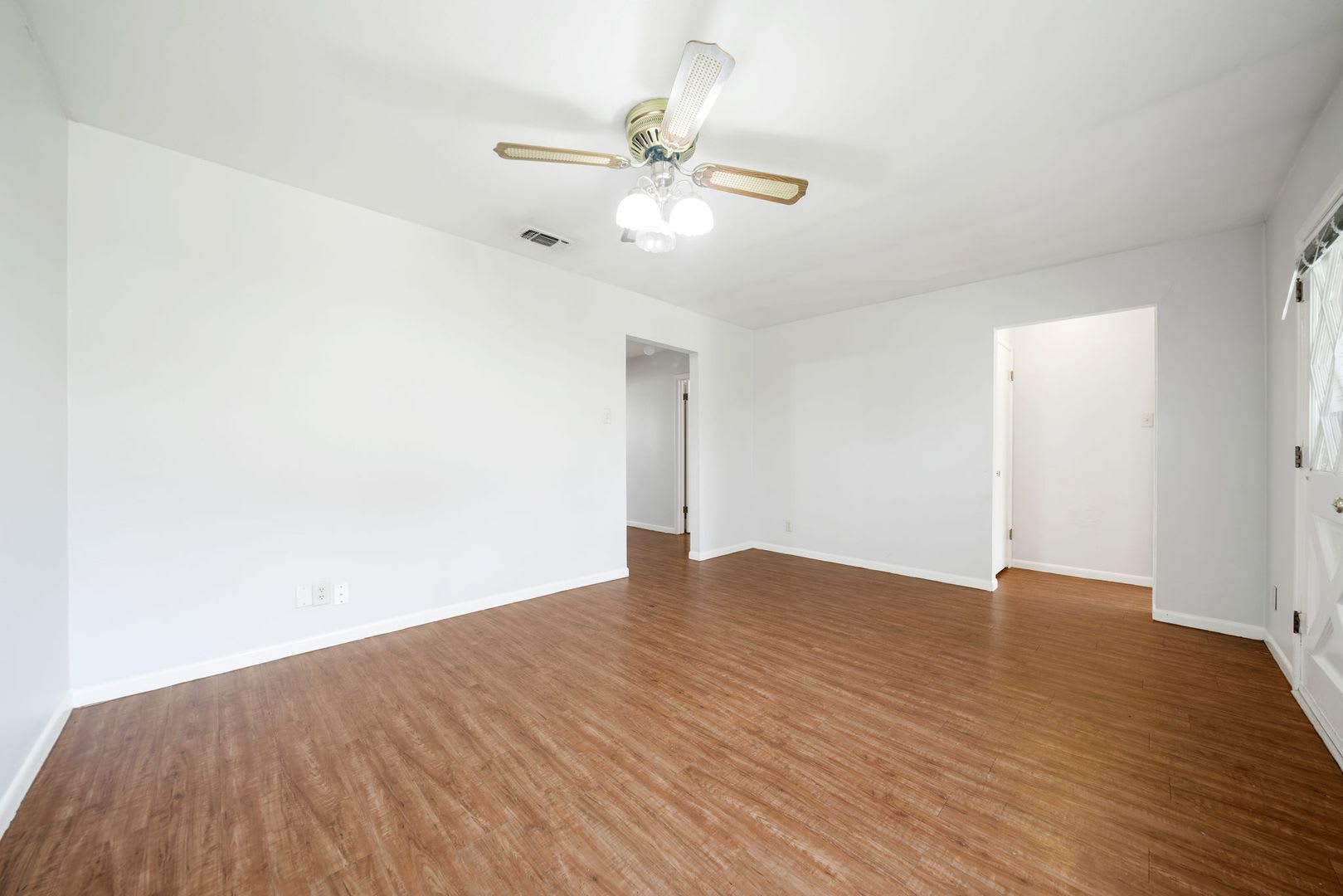Spacious 3BR Duplex Less Than 1 Mile from Texas State University – photo 5