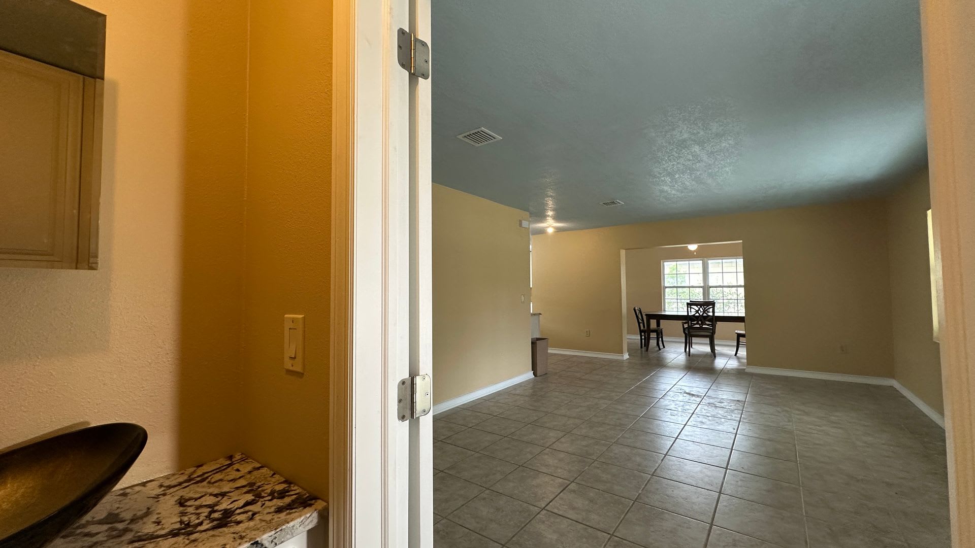 Fully Renovated 3BR – photo 5
