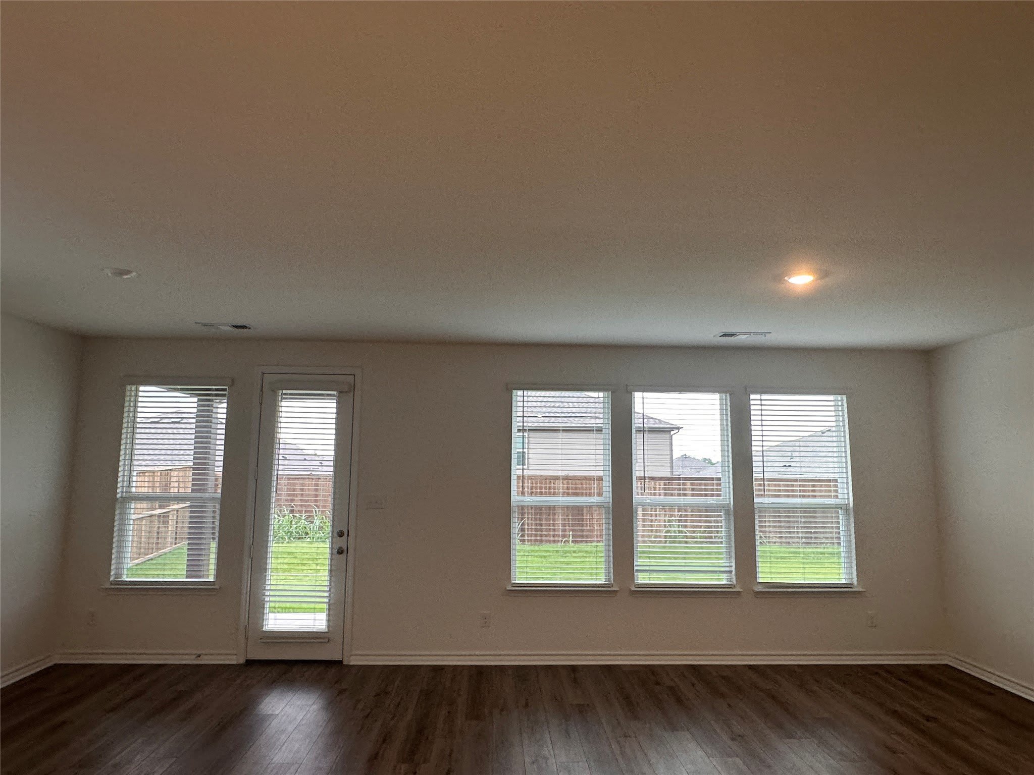 663 Saxony Drive – photo 3