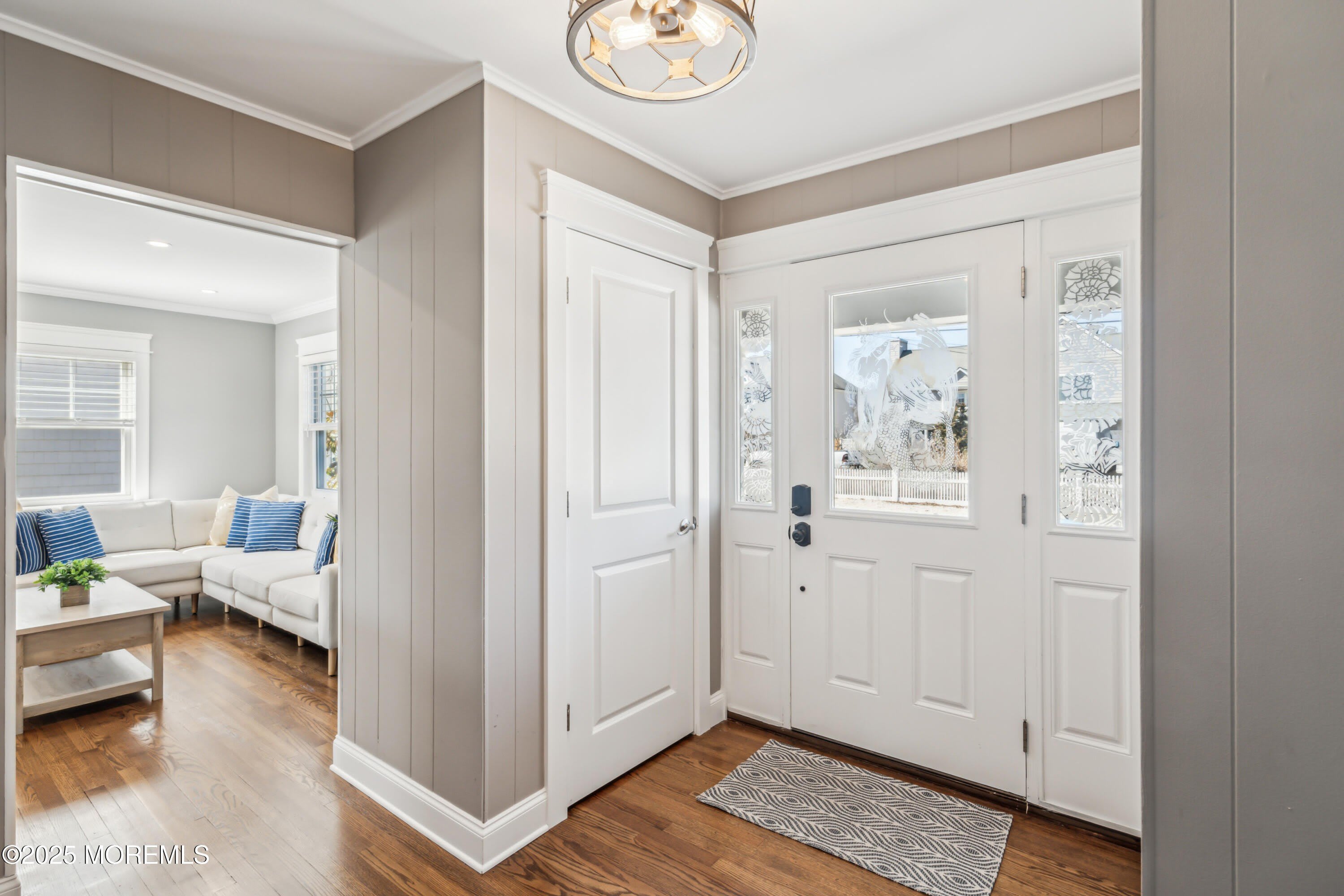 242 Curtis Point Drive – photo 5