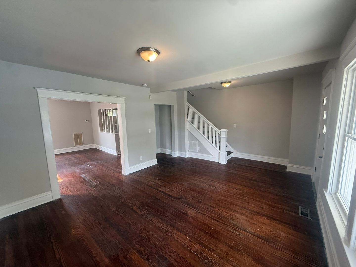3-bedroom 1 bath for rent – photo 4