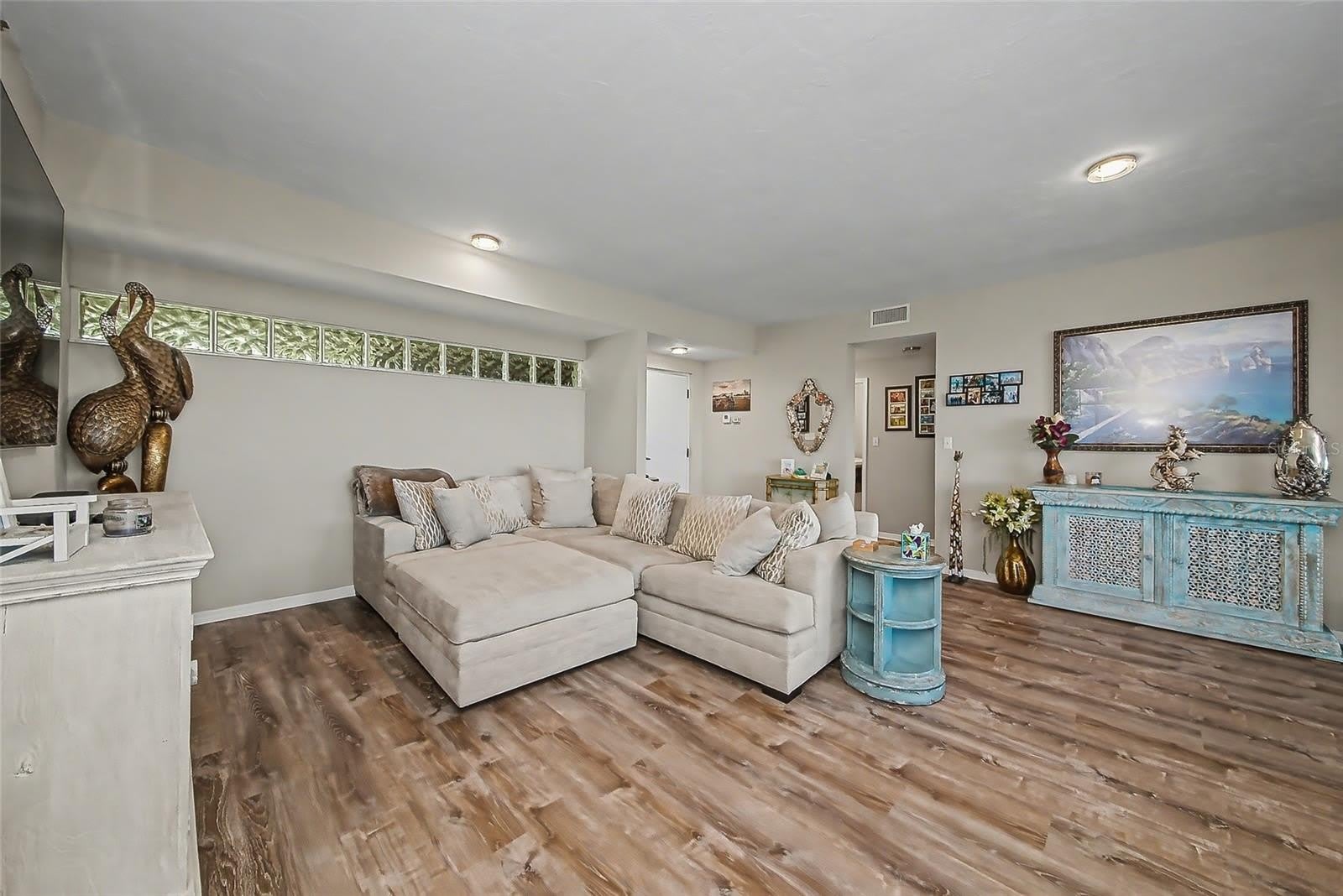5408 EAGLES POINT Circle – photo 5