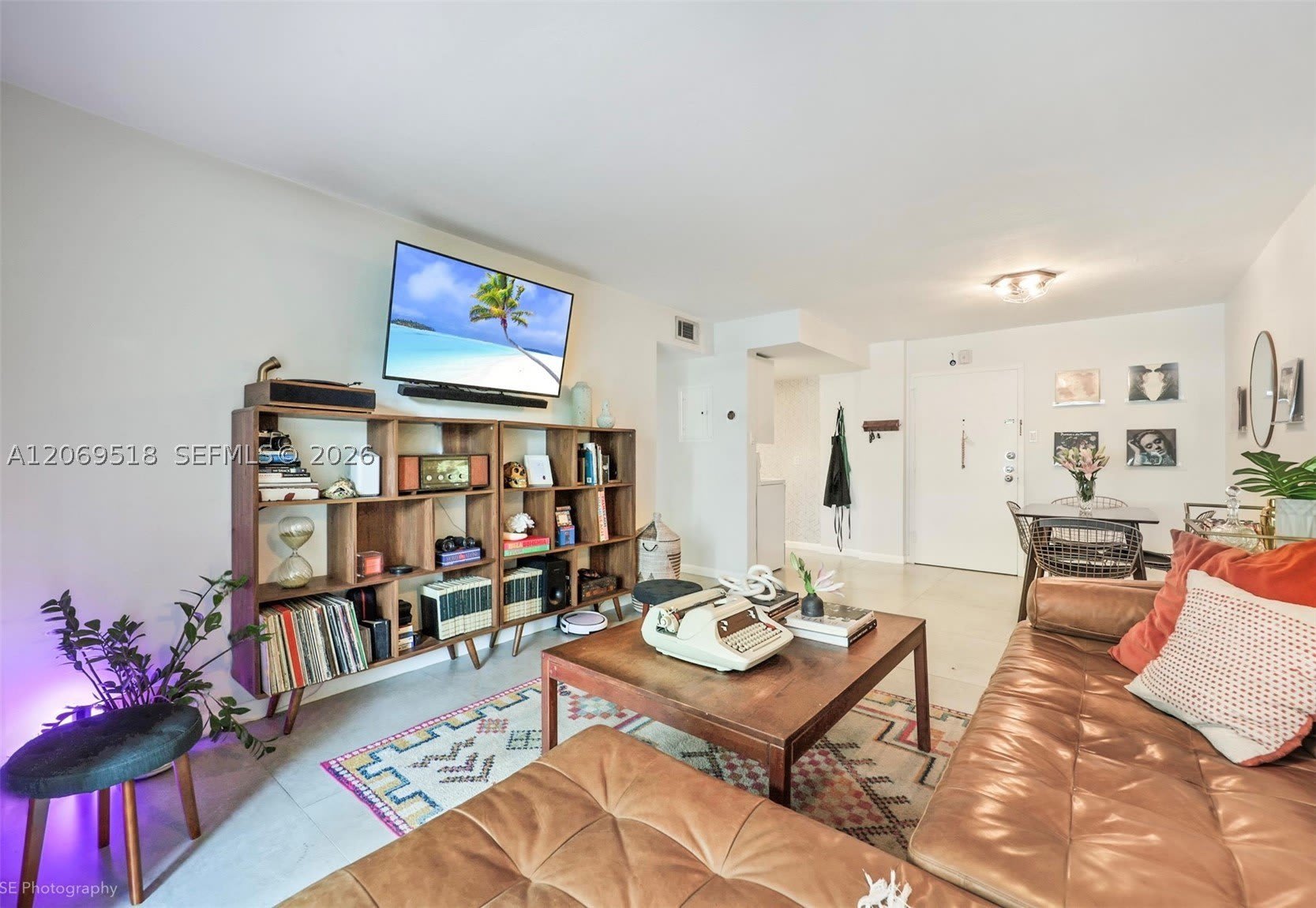 3304 Virginia St – photo 2