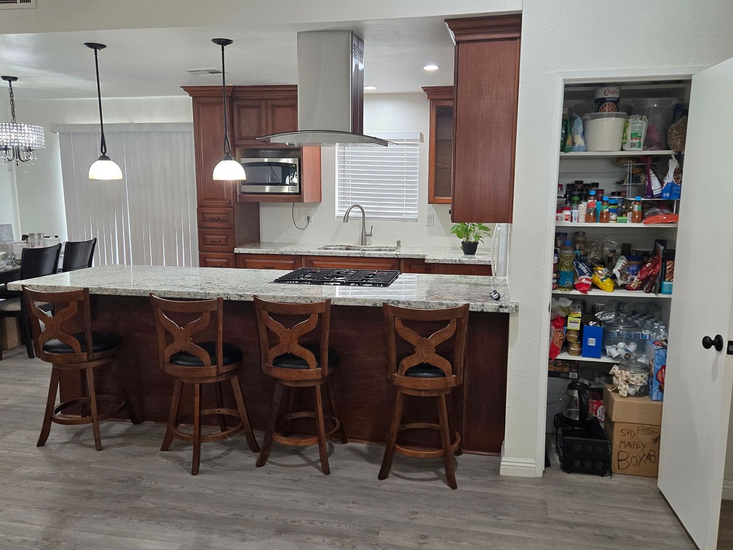 Great 3 Bedroom 2 Bathroom Home In Victorville! Call Today – photo 4
