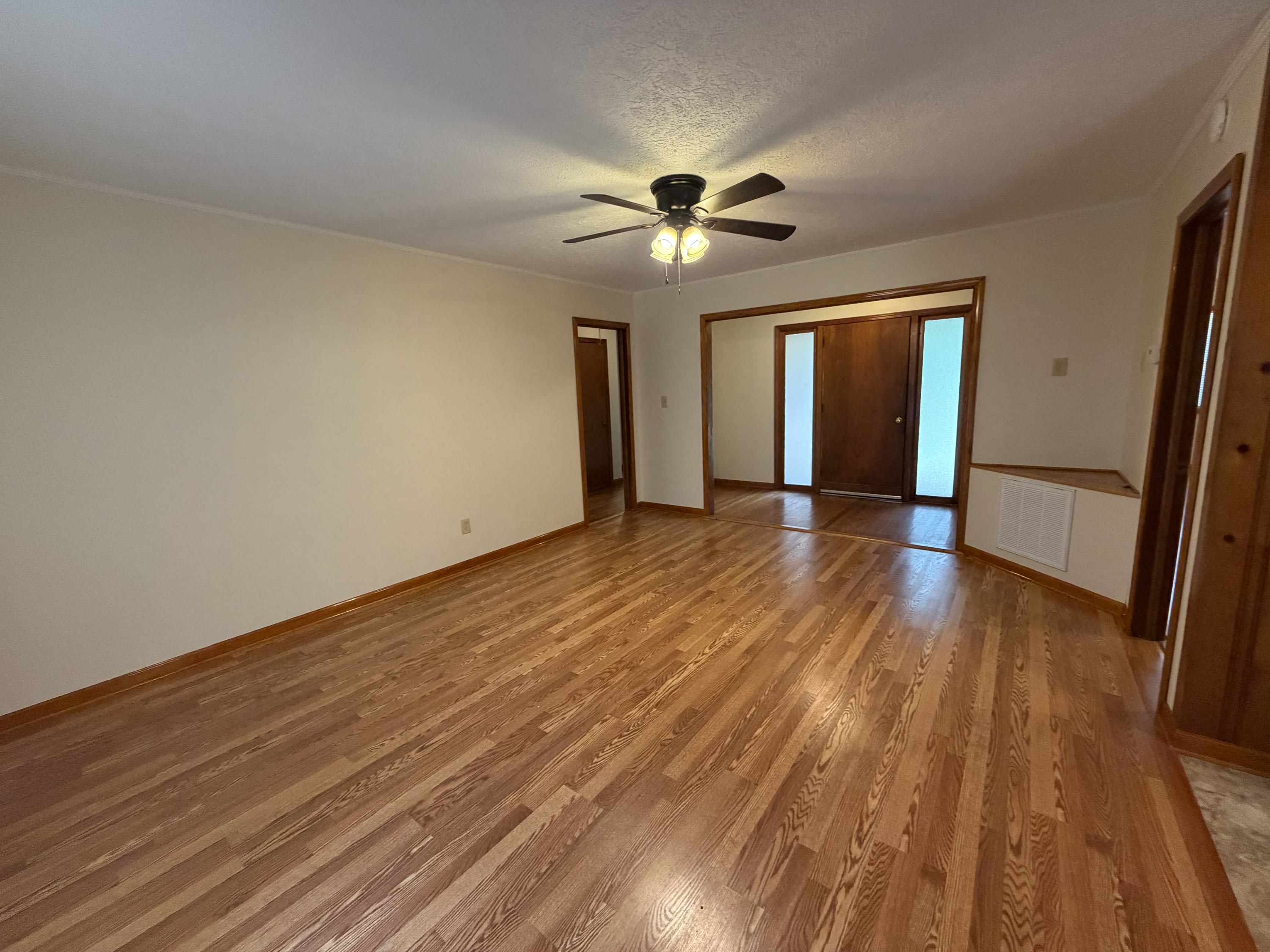 941 Harrington Drive – photo 4